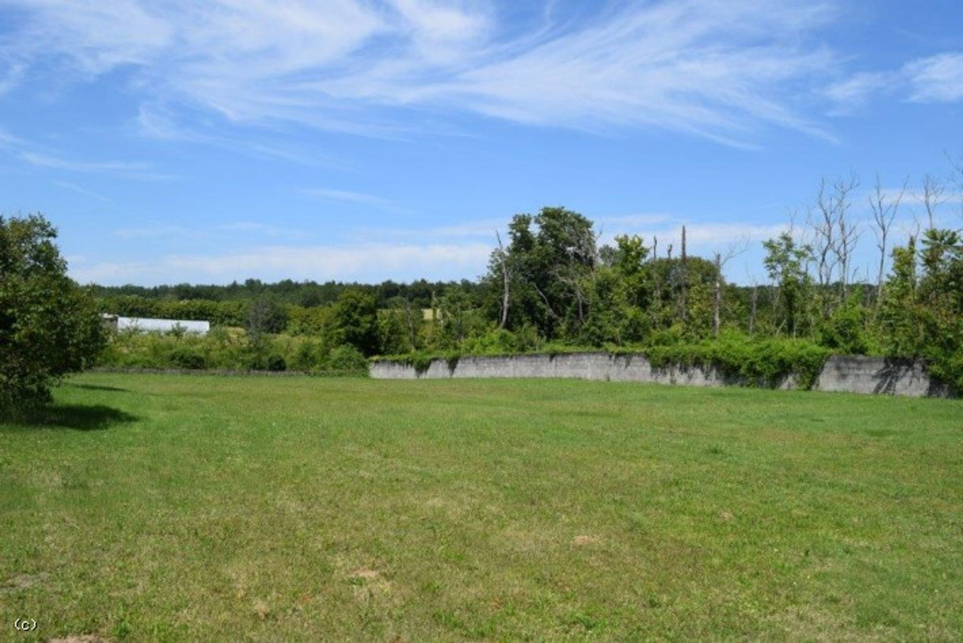 Huis in Verteuil-sur-Charente, Nouvelle-Aquitanië 10098444