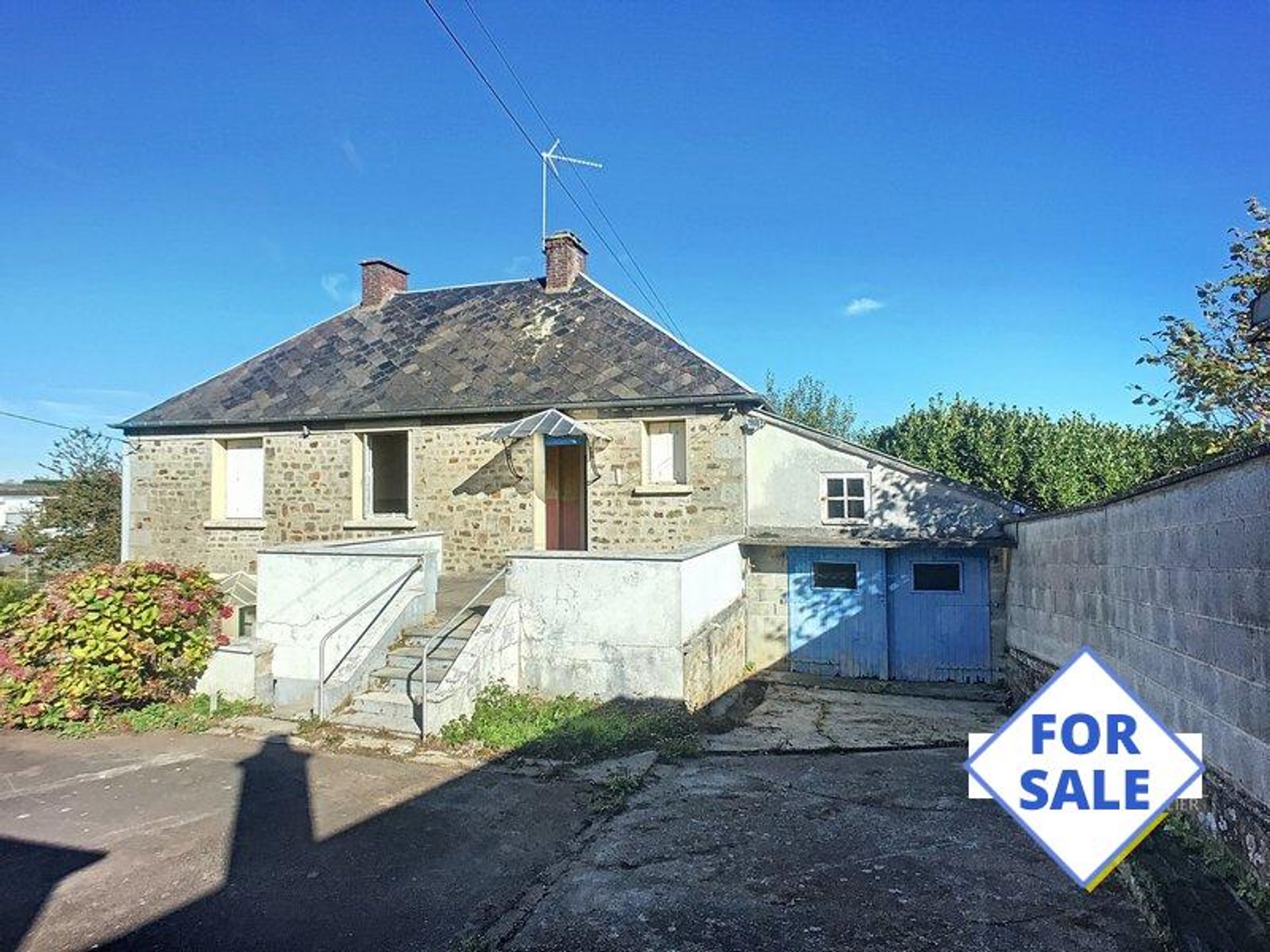 Hus i Villedieu-les-Poeles, Normandie 10098564