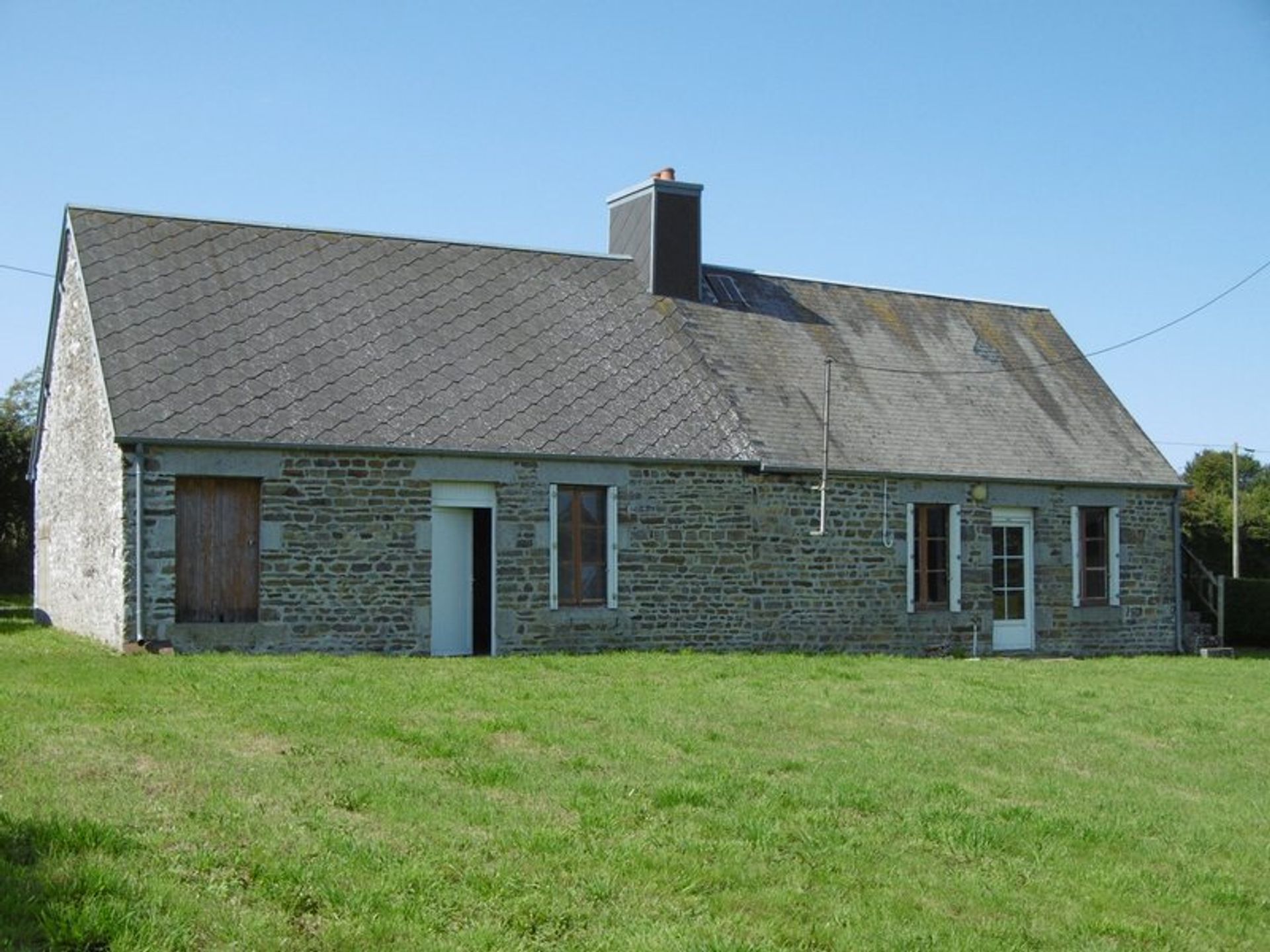 casa no Le Menil-Ciboult, Normandie 10098588