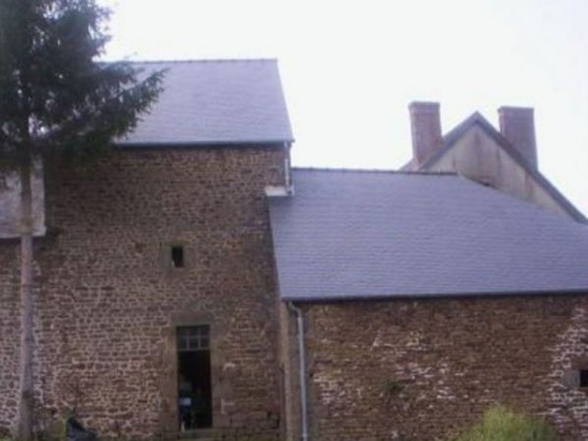 عمارات في Couesmes, Pays de la Loire 10098615