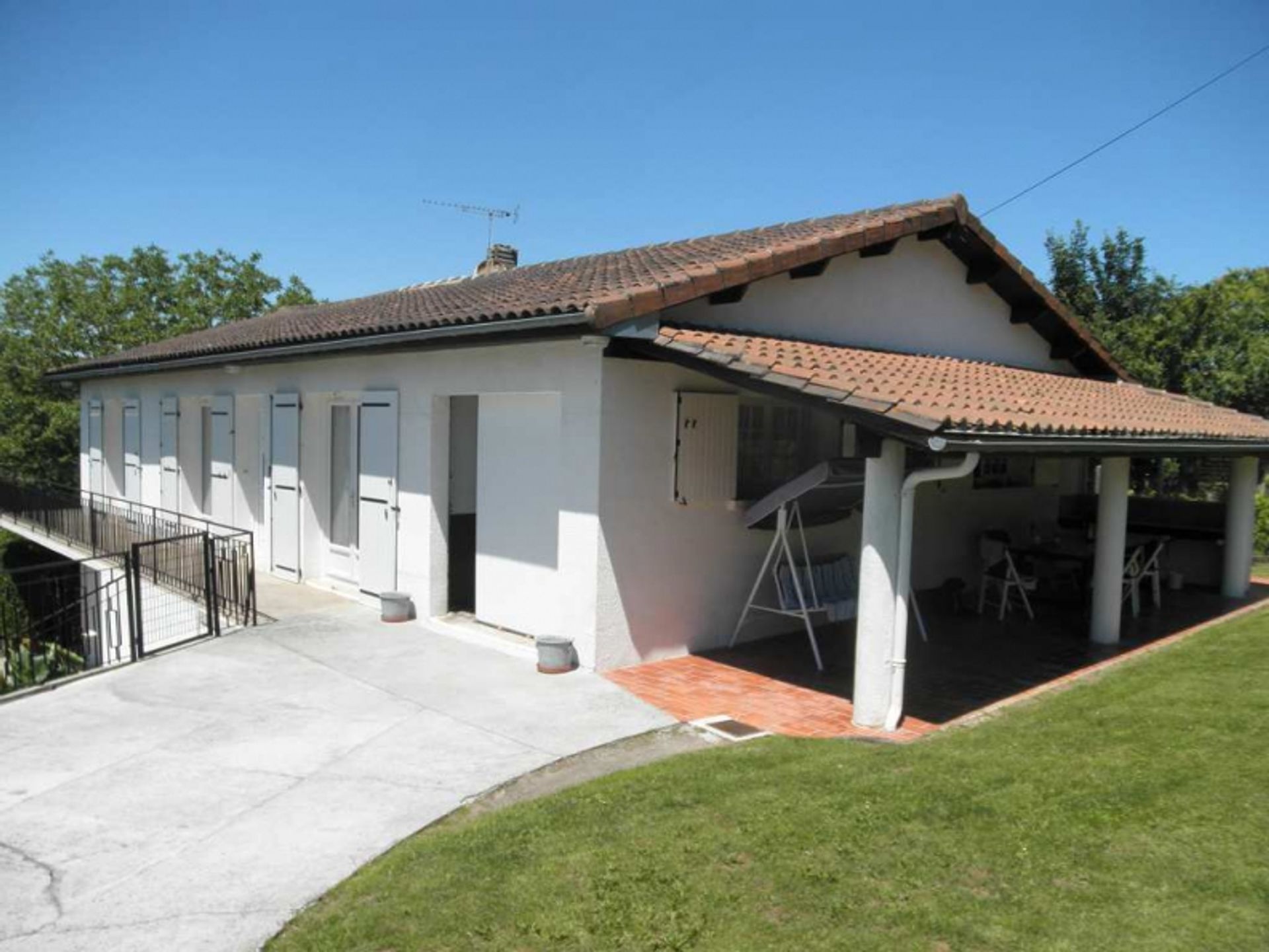 Huis in Ruelle-sur-Touvre, Poitou-Charentes 10098832