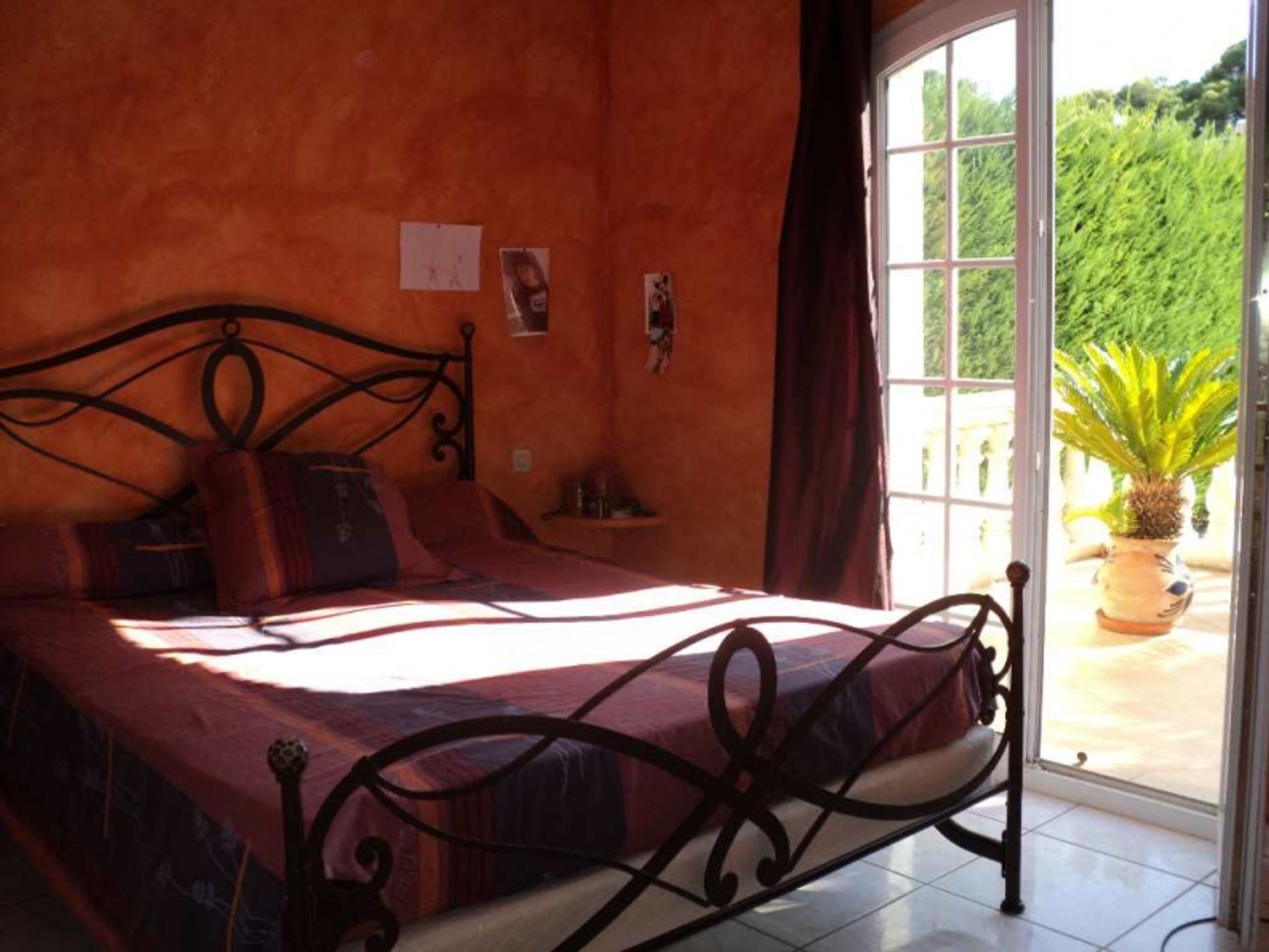 House in Clermont-l'Herault, Languedoc-Roussillon 10098837