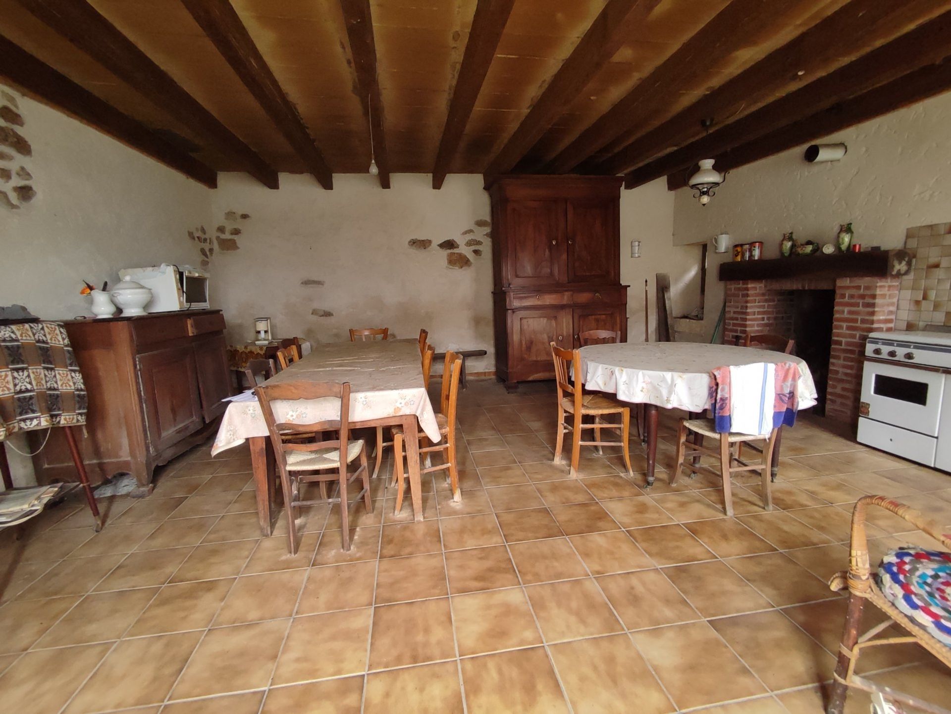 Hus i Maisonnais-sur-Tardoire, Nouvelle-Aquitaine 10099266