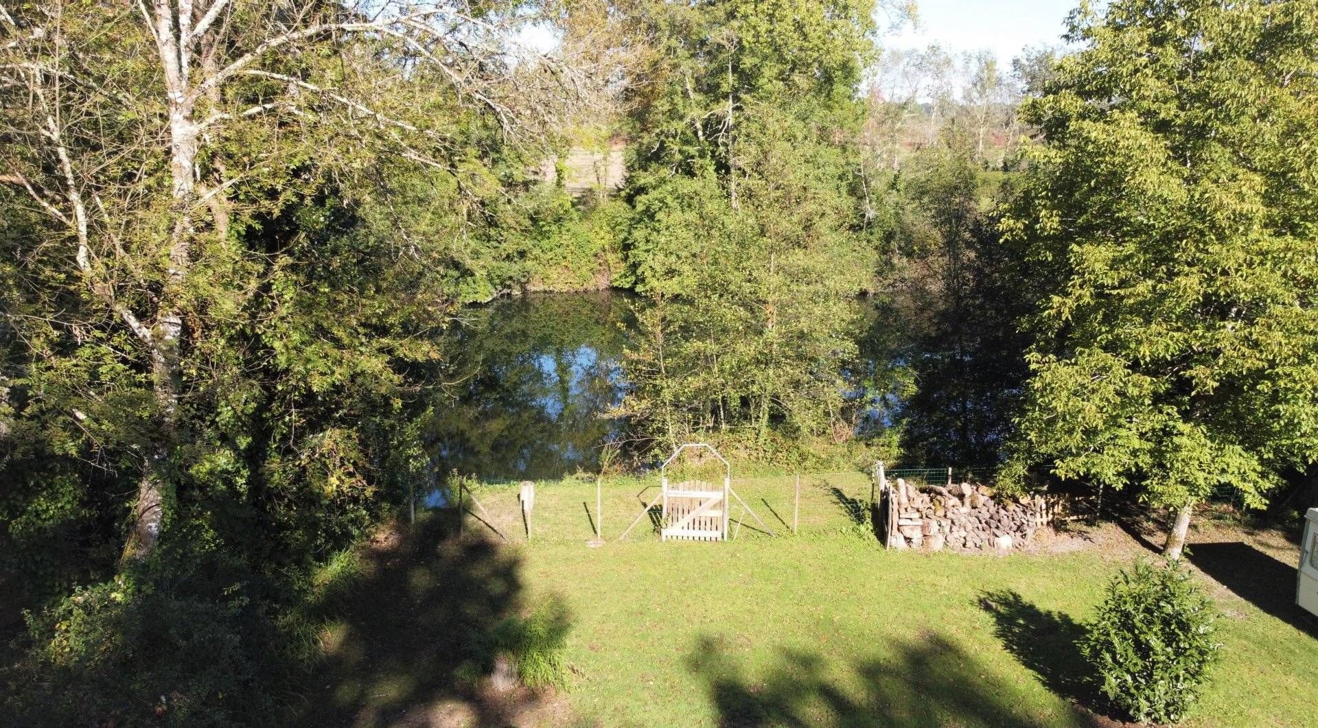 casa en Parcoul-Chenaud, Aquitaine 10099766