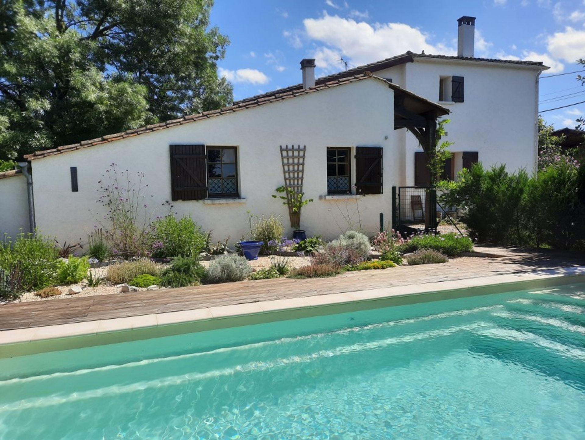 House in Loubes-Bernac, Nouvelle-Aquitaine 10100237