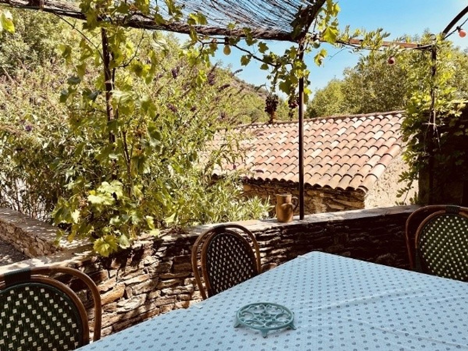 casa no Saint-Pons-De-Thomieres, Languedoc-Roussillon 10100287