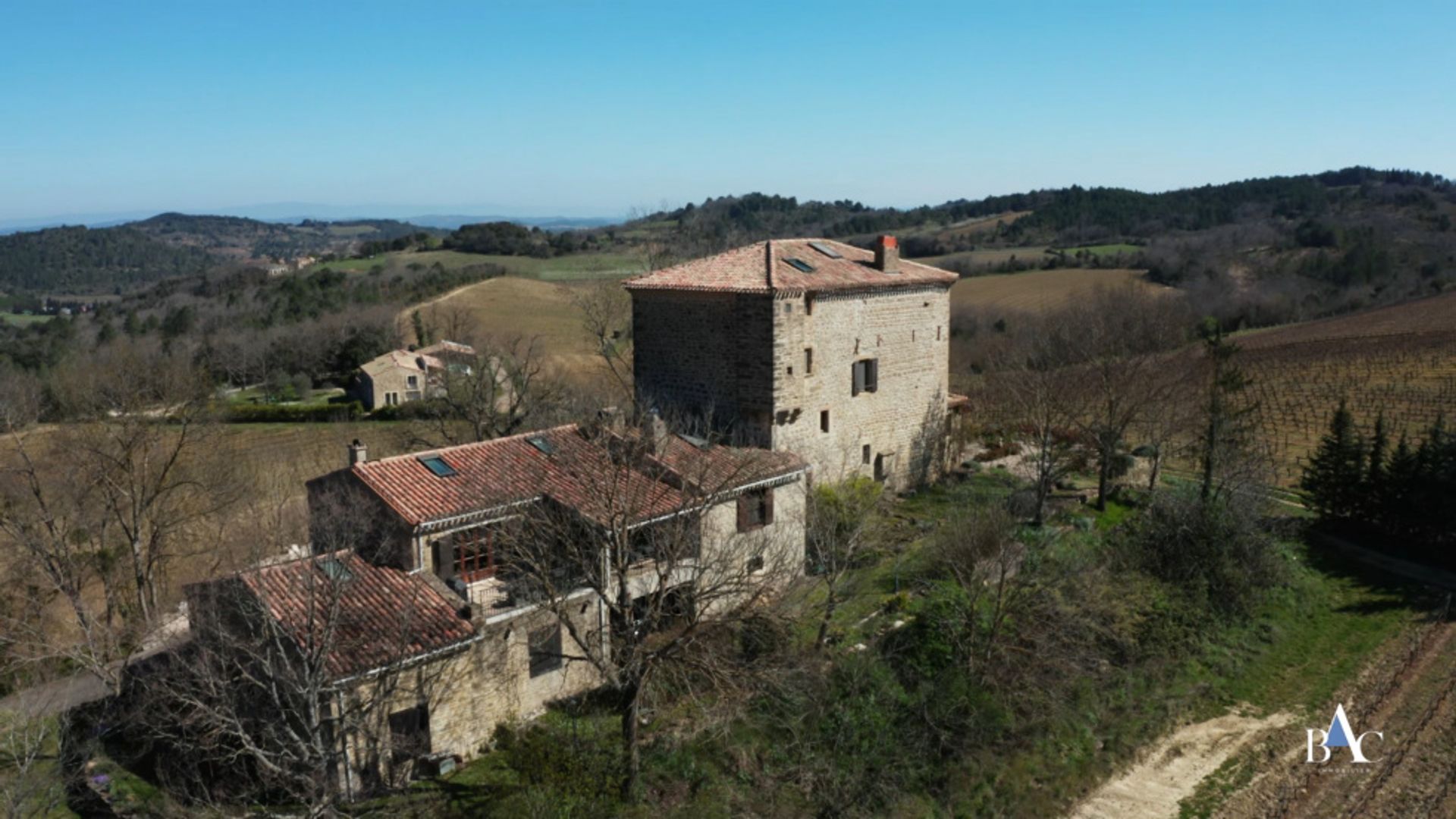 다른 에 Limoux, Languedoc-Roussillon 10100371