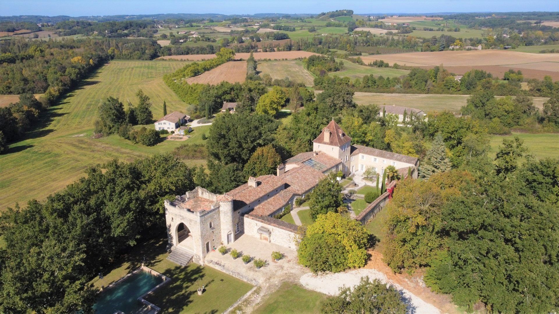 Hus i Monflanquin, Nouvelle-Aquitaine 10100462