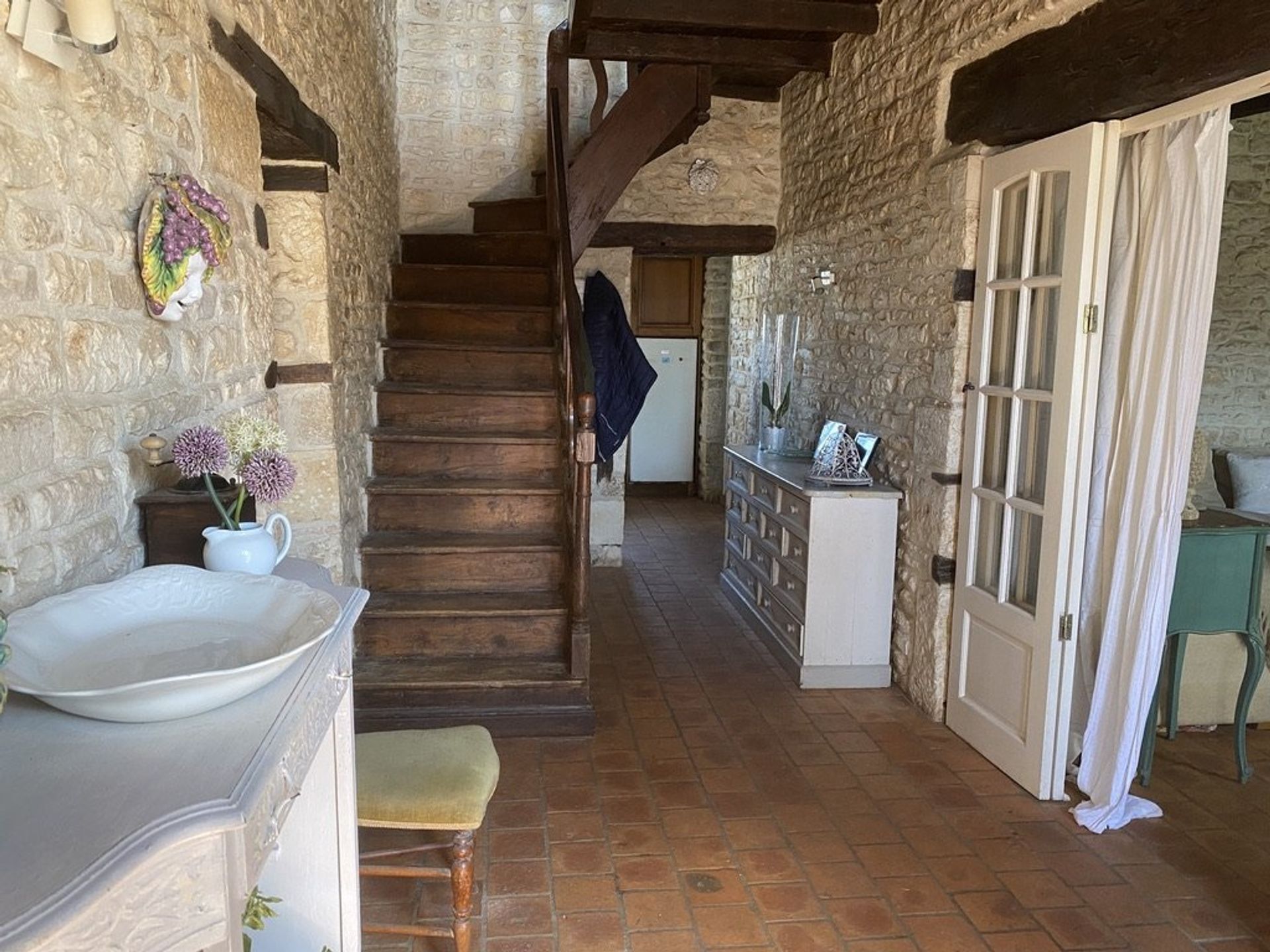 Huis in Ruffec, Nouvelle-Aquitaine 10100463