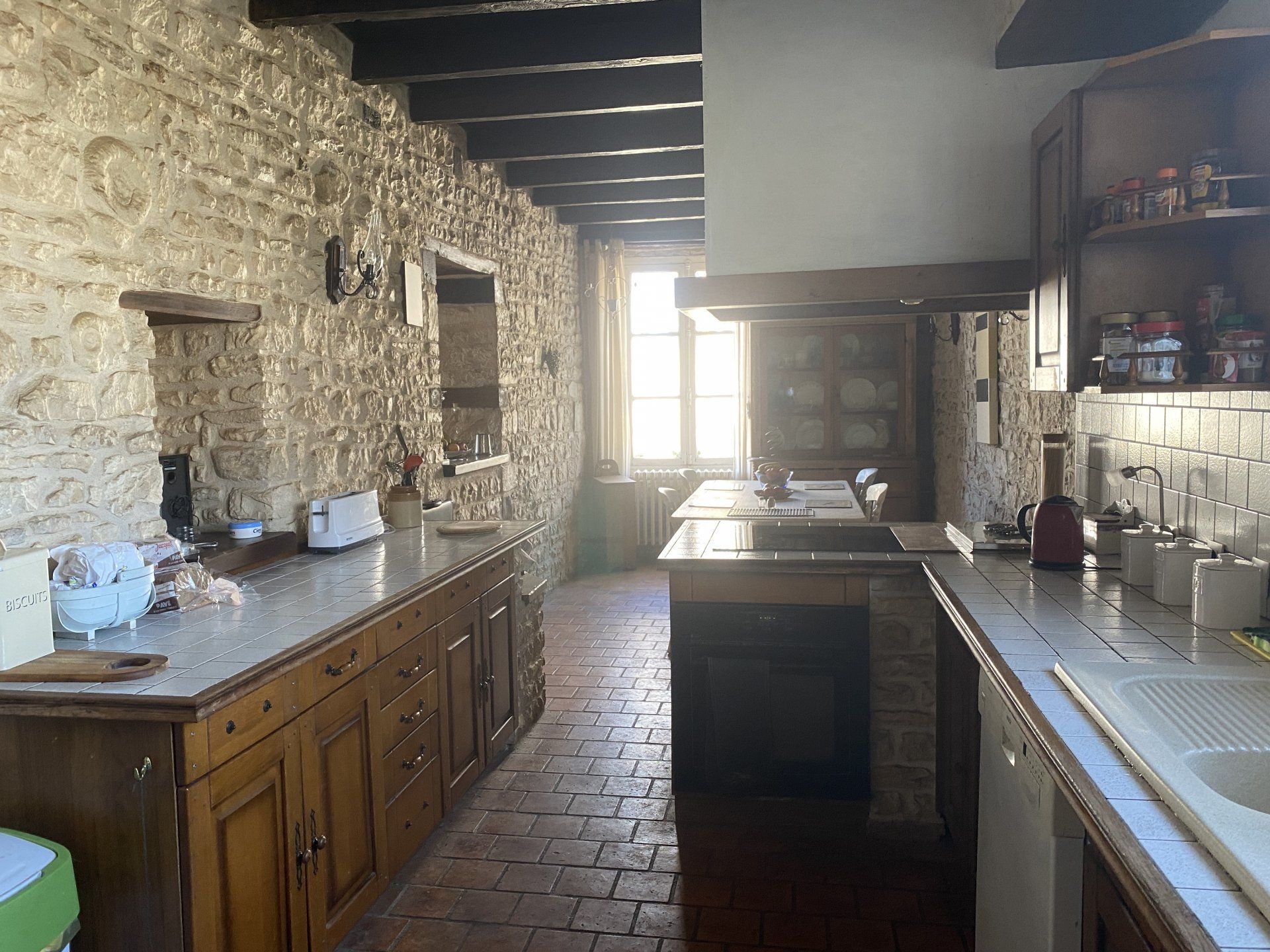 casa en Ruffec, Poitou-Charentes 10100463