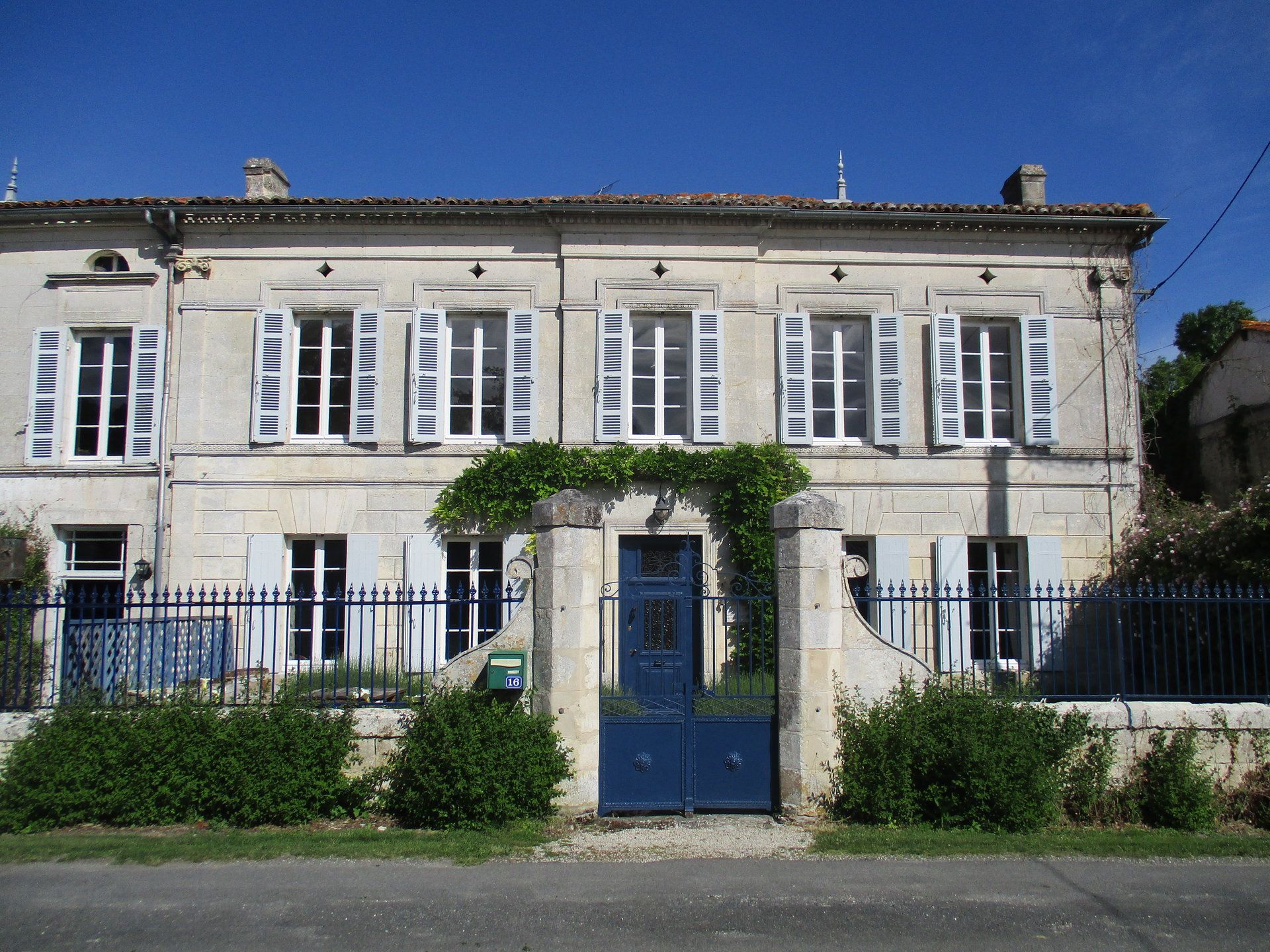 casa en Jonzac, Nouvelle-Aquitaine 10100604