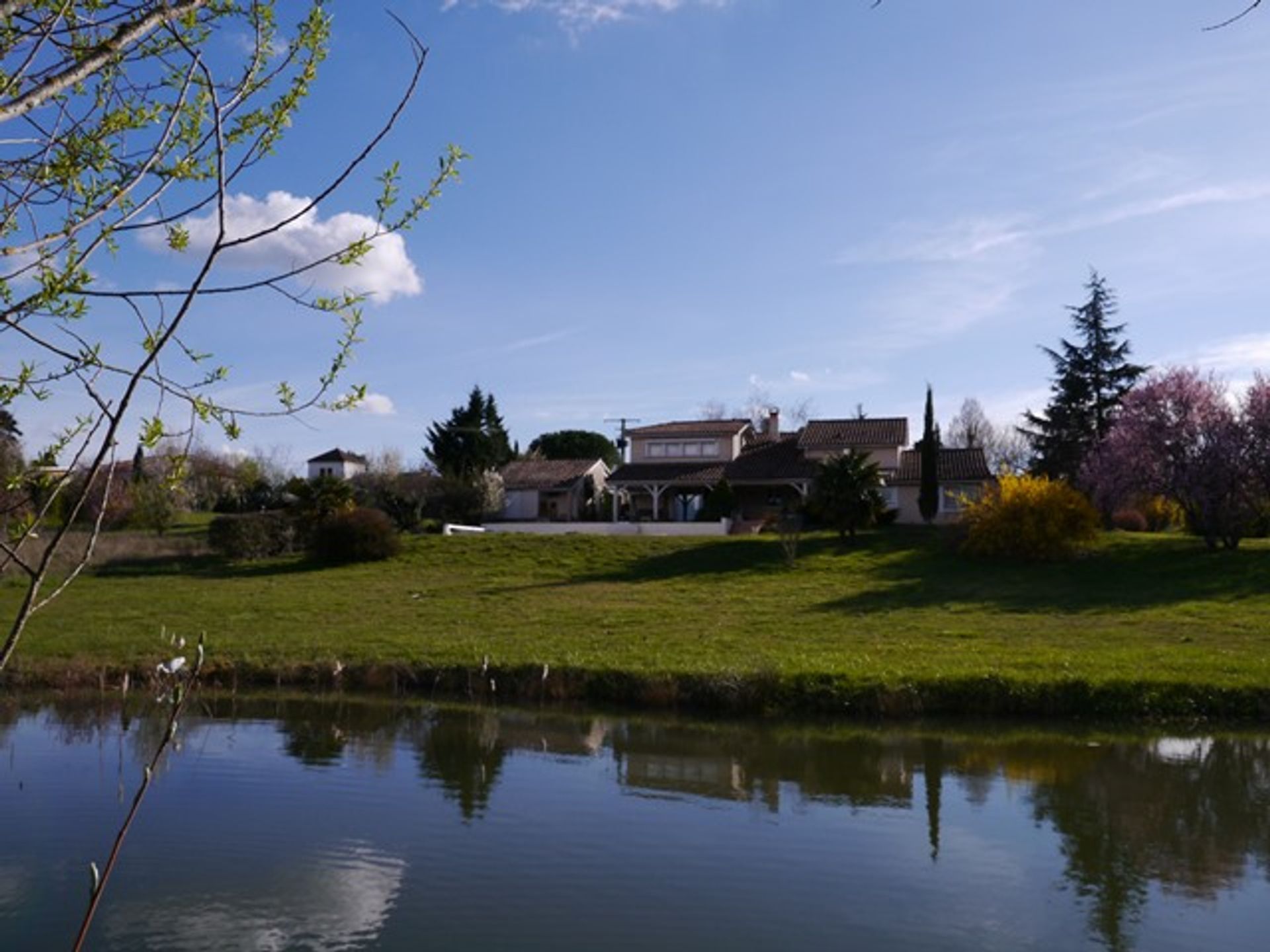 بيت في Villeneuve Sur Lot, Aquitaine 10100712