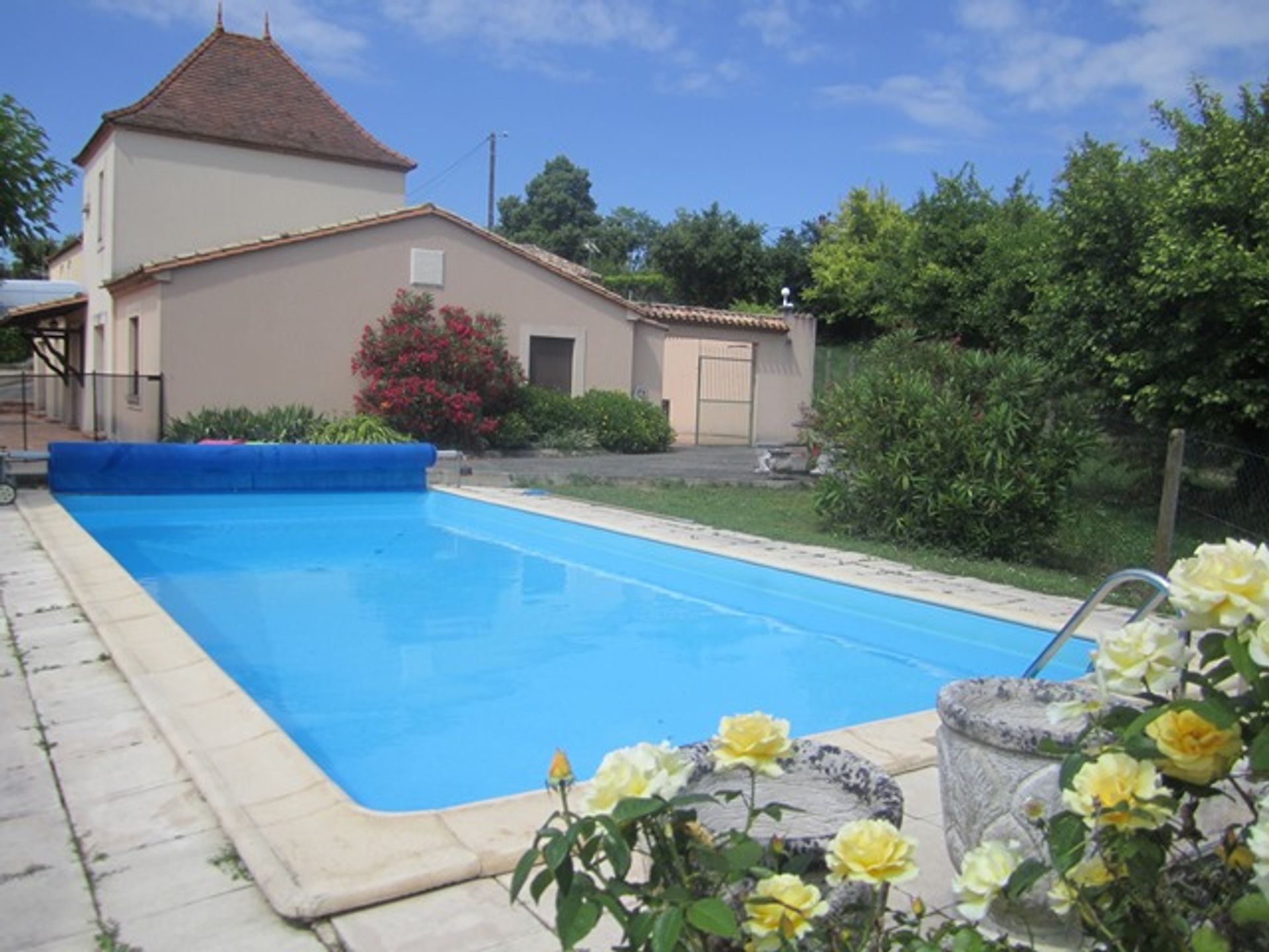 Huis in Lauzun, Aquitaine 10100766