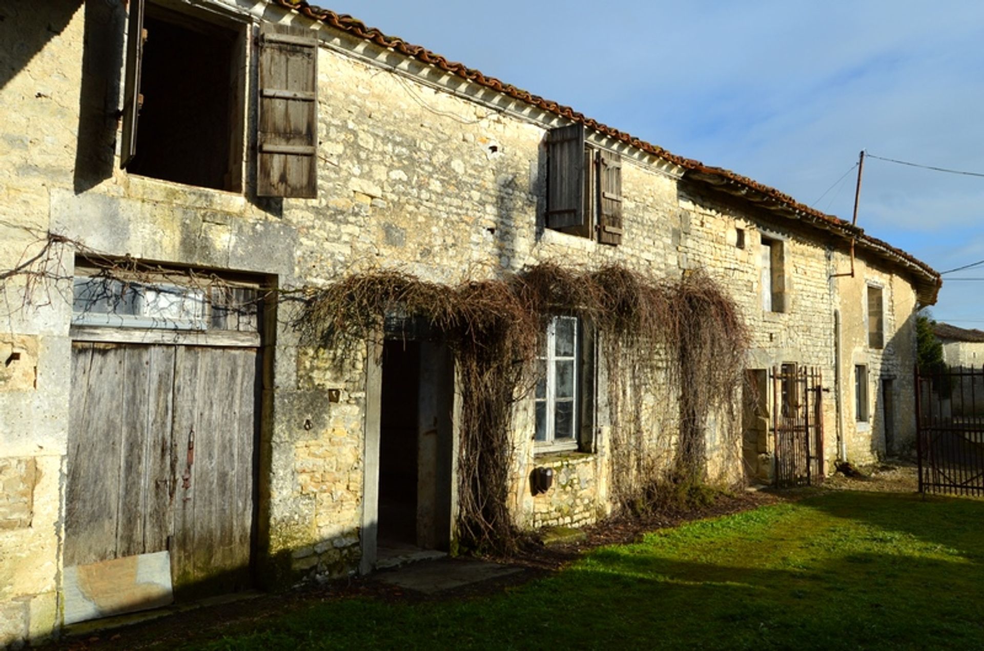 公寓 在 Oradour, Poitou-Charentes 10100826