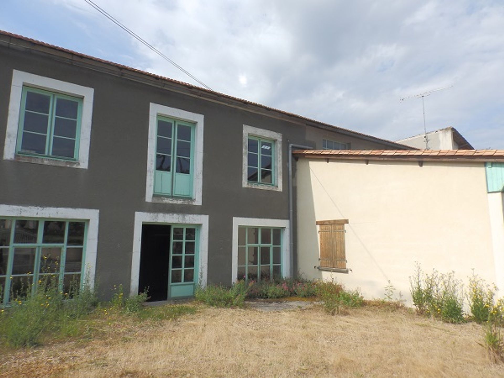 Condominio en Aigre, Poitou-Charentes 10100830