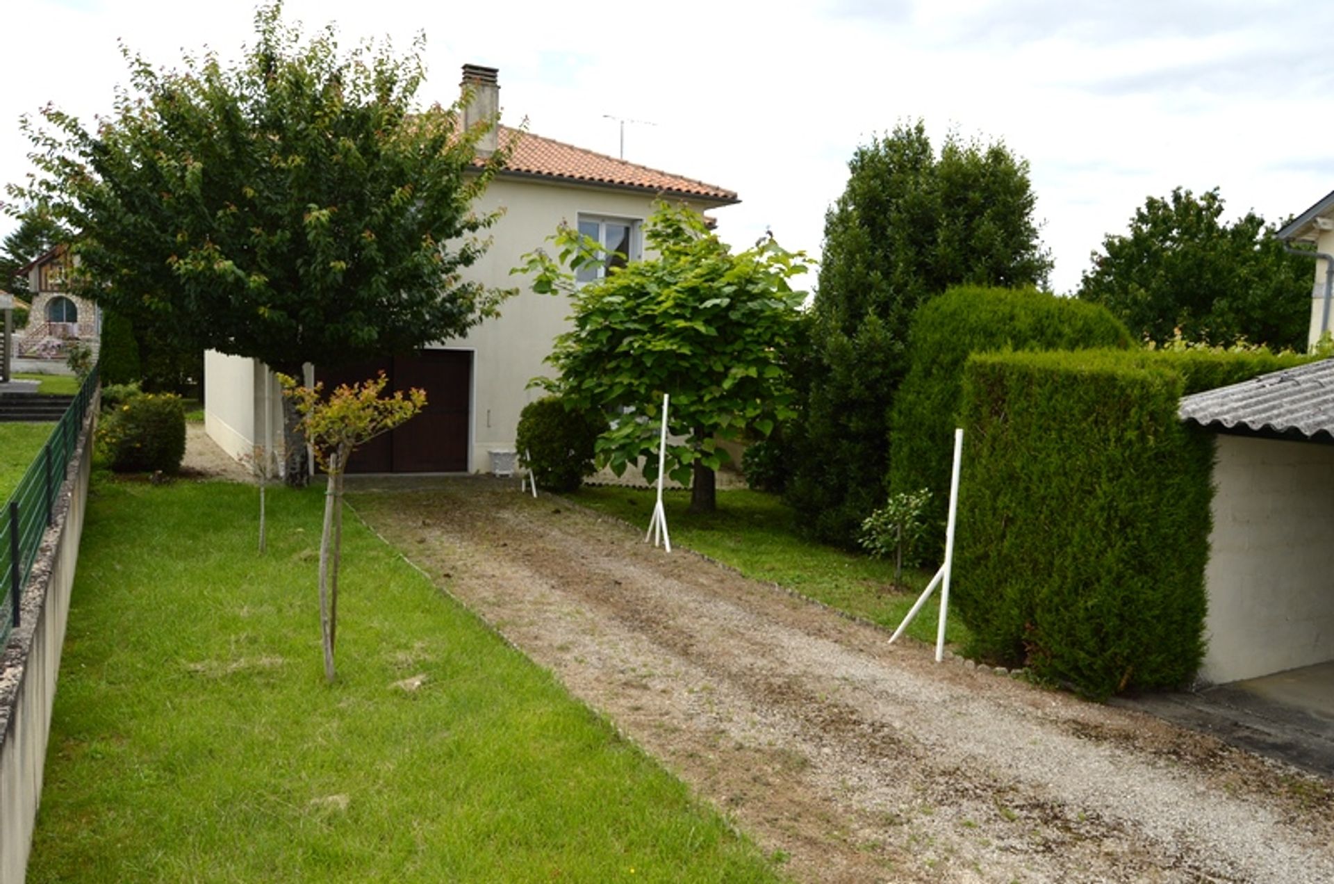 Condominio nel RUFFEC, Poitou-Charentes 10100964