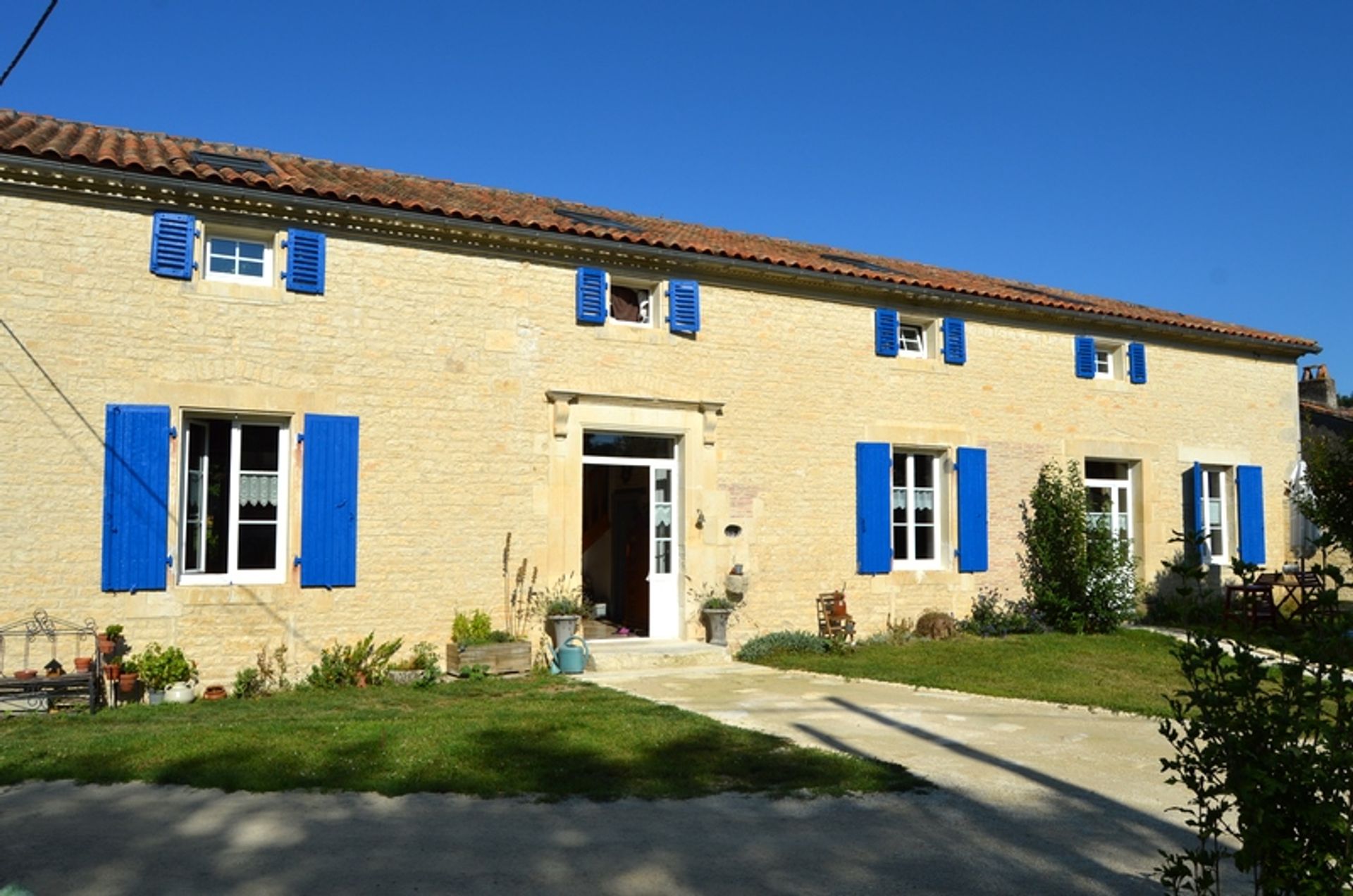 Andet i Verteuil-sur-Charente, Nouvelle-Aquitaine 10101004