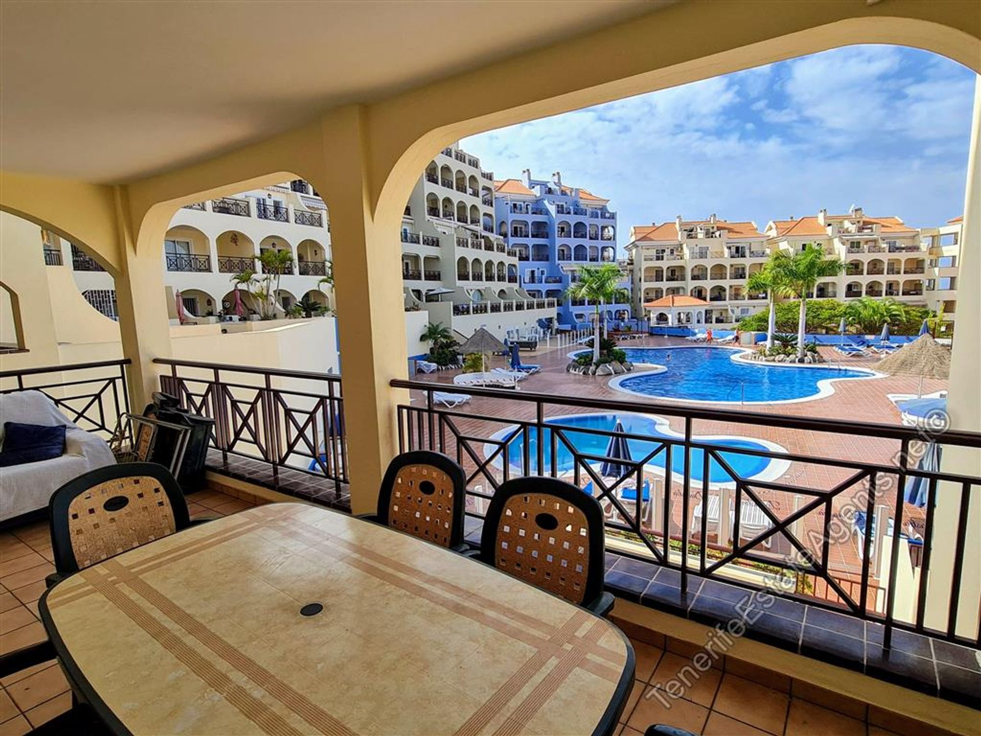 Condominium dans Los Cristianos, les îles Canaries 10101329