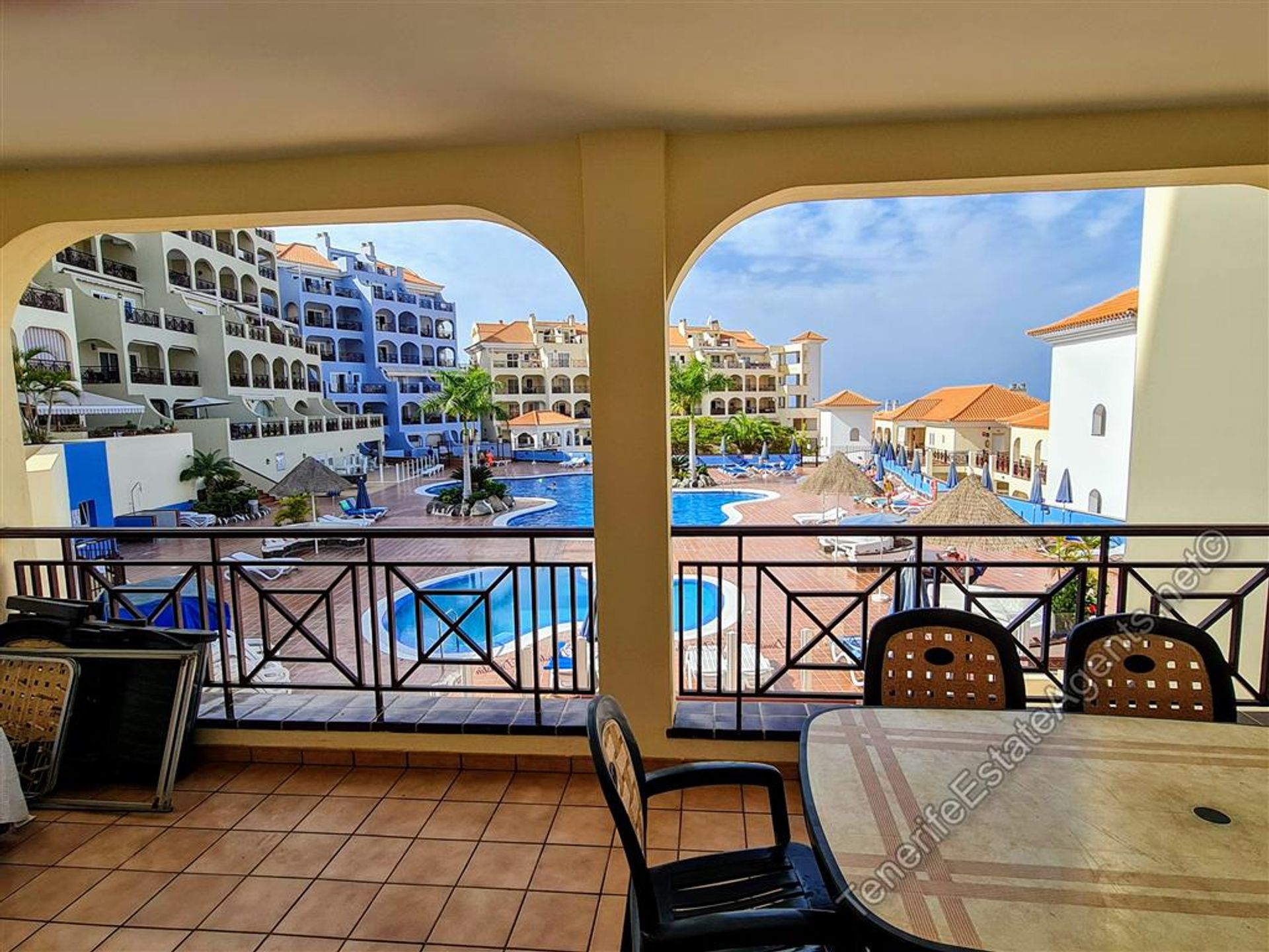 Condominium dans Los Cristianos, les îles Canaries 10101329