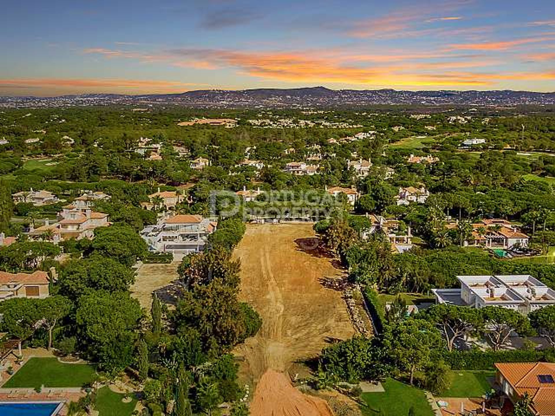 Land i Almancil, Faro 10101990