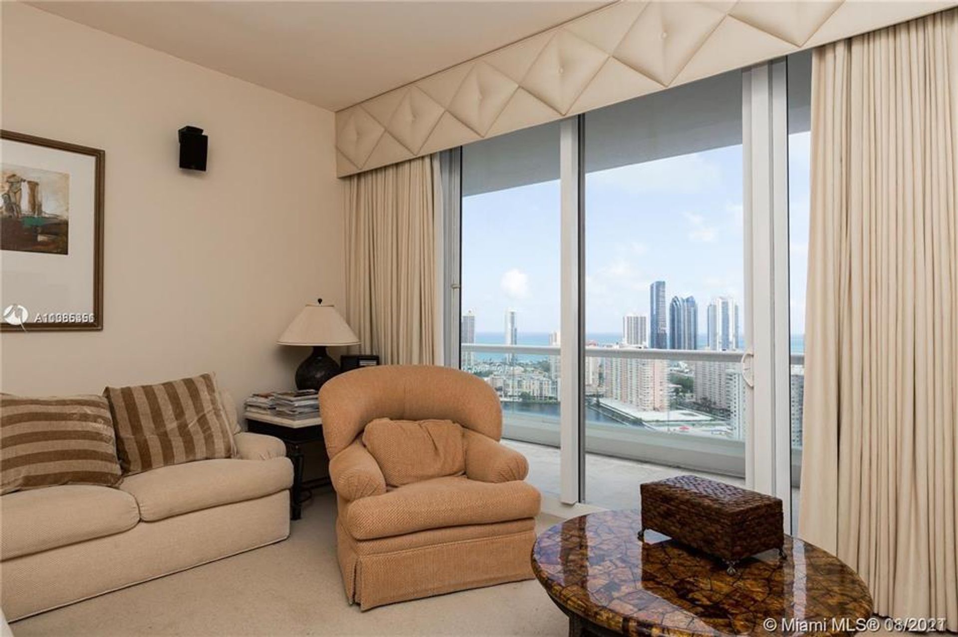 Condominio nel Aventura, Florida 10102236