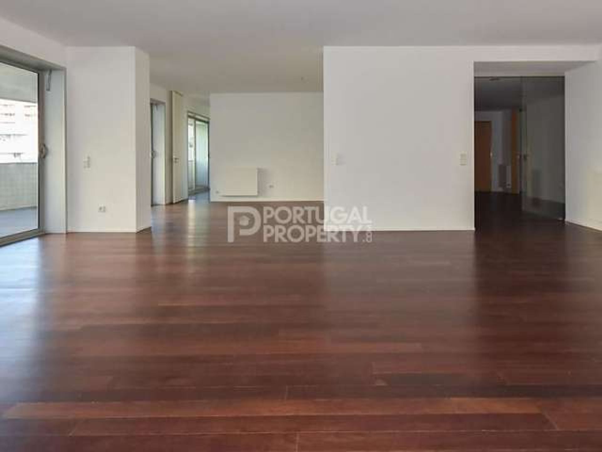 Condominium in Porto, Porto 10102427