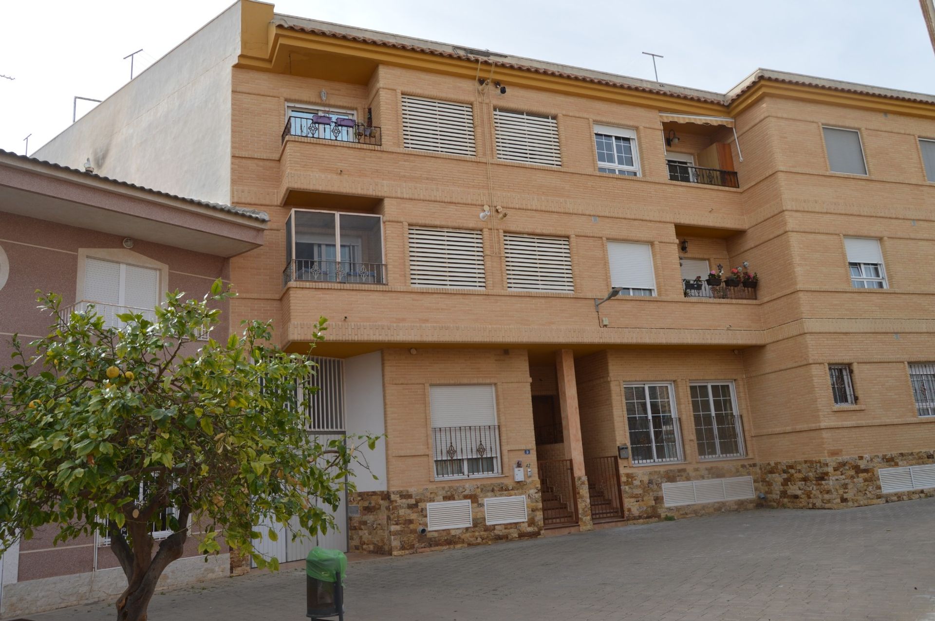 Condominio en Los Montesinos,  10102506