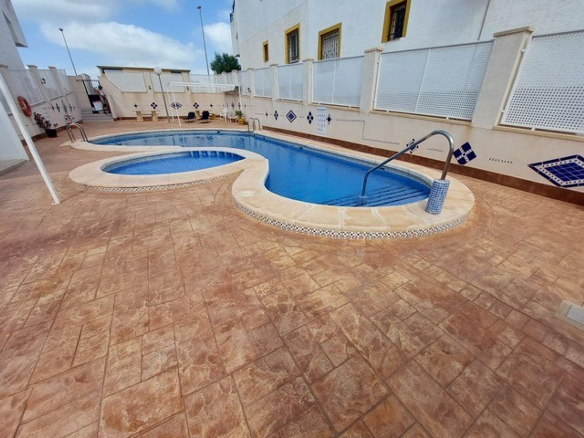 Condominio en Entre Naranjos Vistabella,  10102534