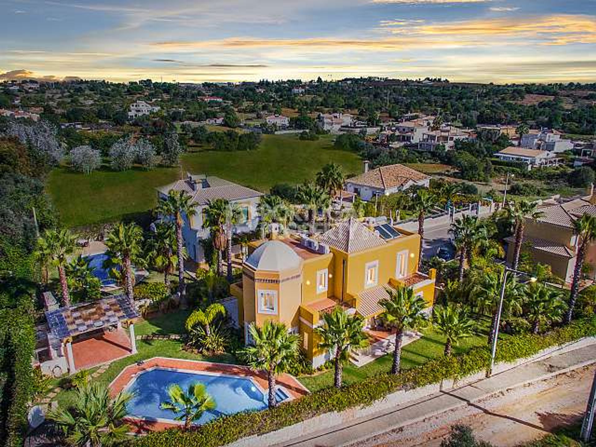 House in Albufeira, Algarve 10102589