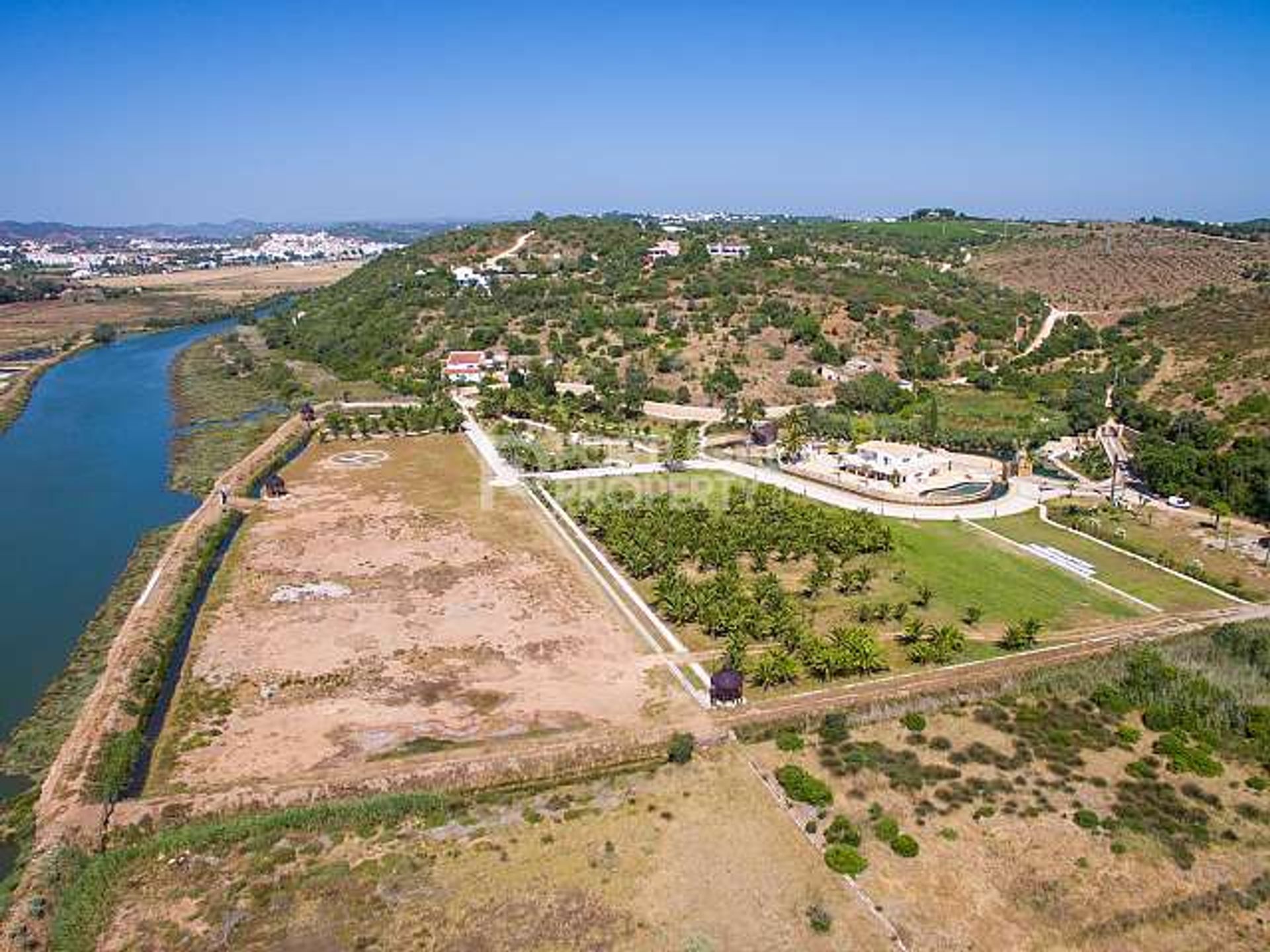 rumah dalam Lagoa, Algarve 10102600