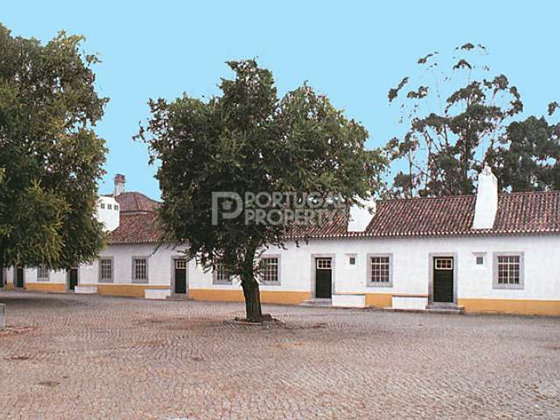 House in Evora, 33 Rua da cal Branca 10102634