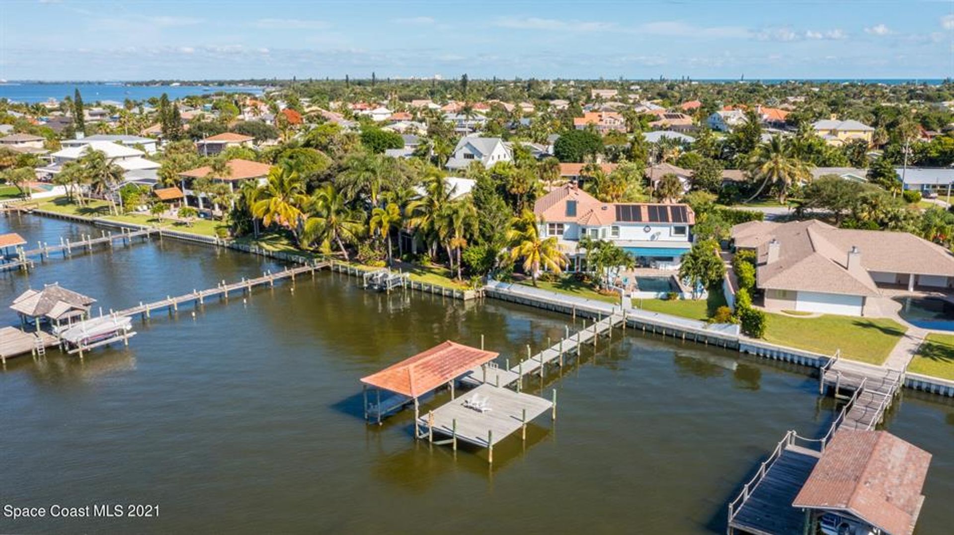 жилой дом в Melbourne Beach, Florida 10102669