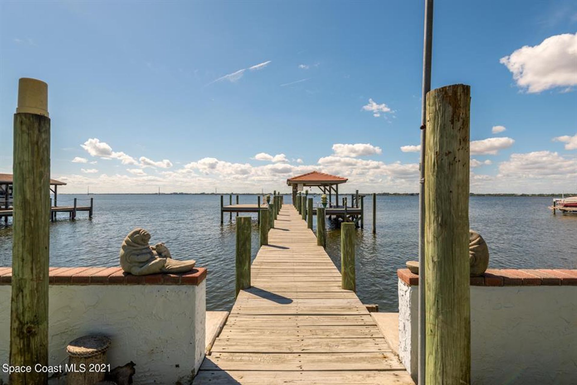 жилой дом в Melbourne Beach, Florida 10102669