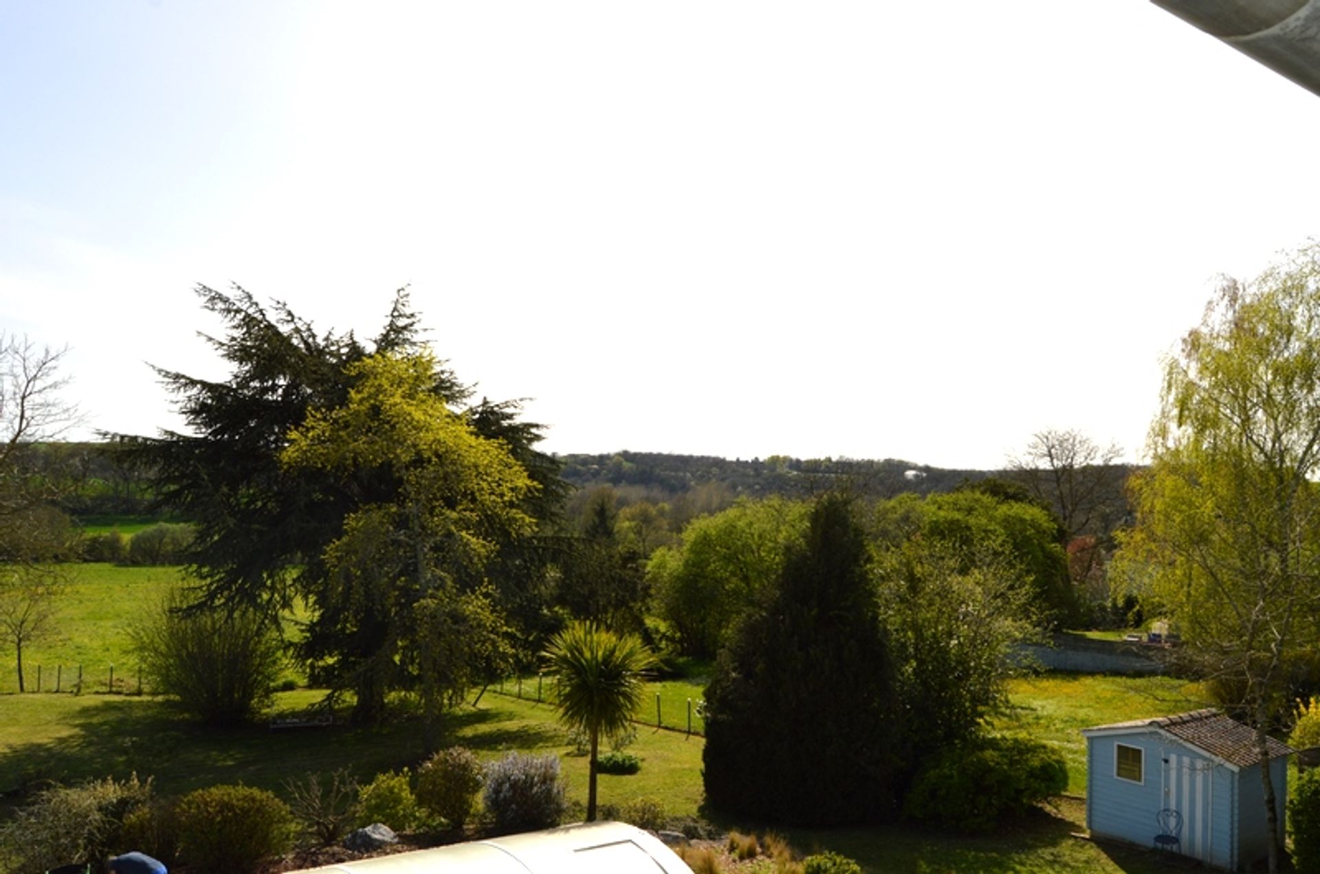 房子 在 Taize-Aizie, Poitou-Charentes 10103207