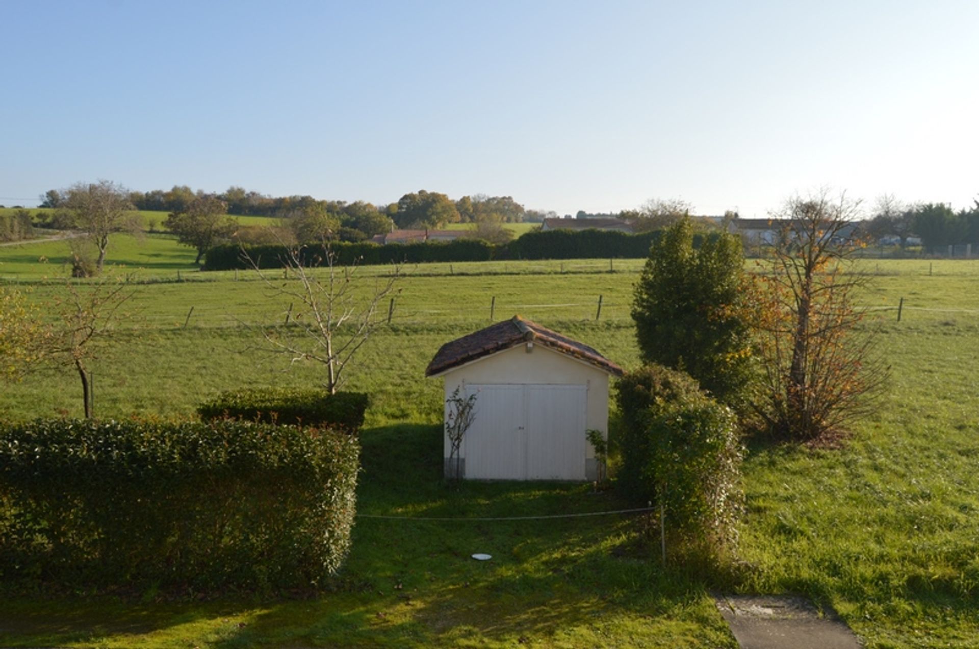 Condominio en Marcillac-Lanville, Poitou-Charentes 10103210