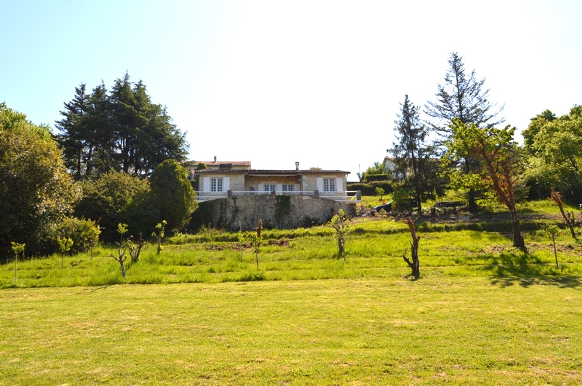 Casa nel Ruffec, Poitou-Charentes 10103211