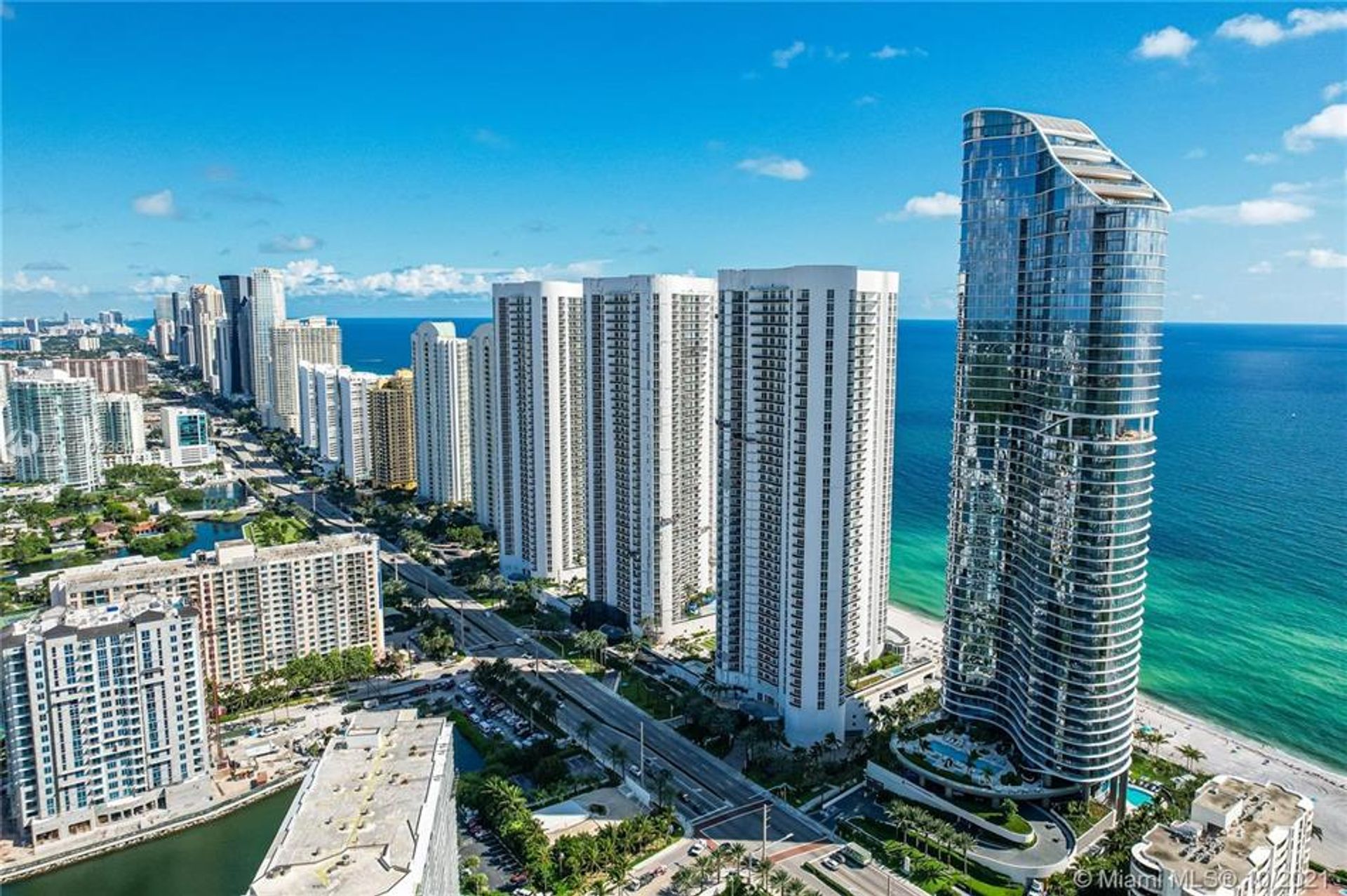 公寓 在 Sunny Isles Beach, Florida 10103852