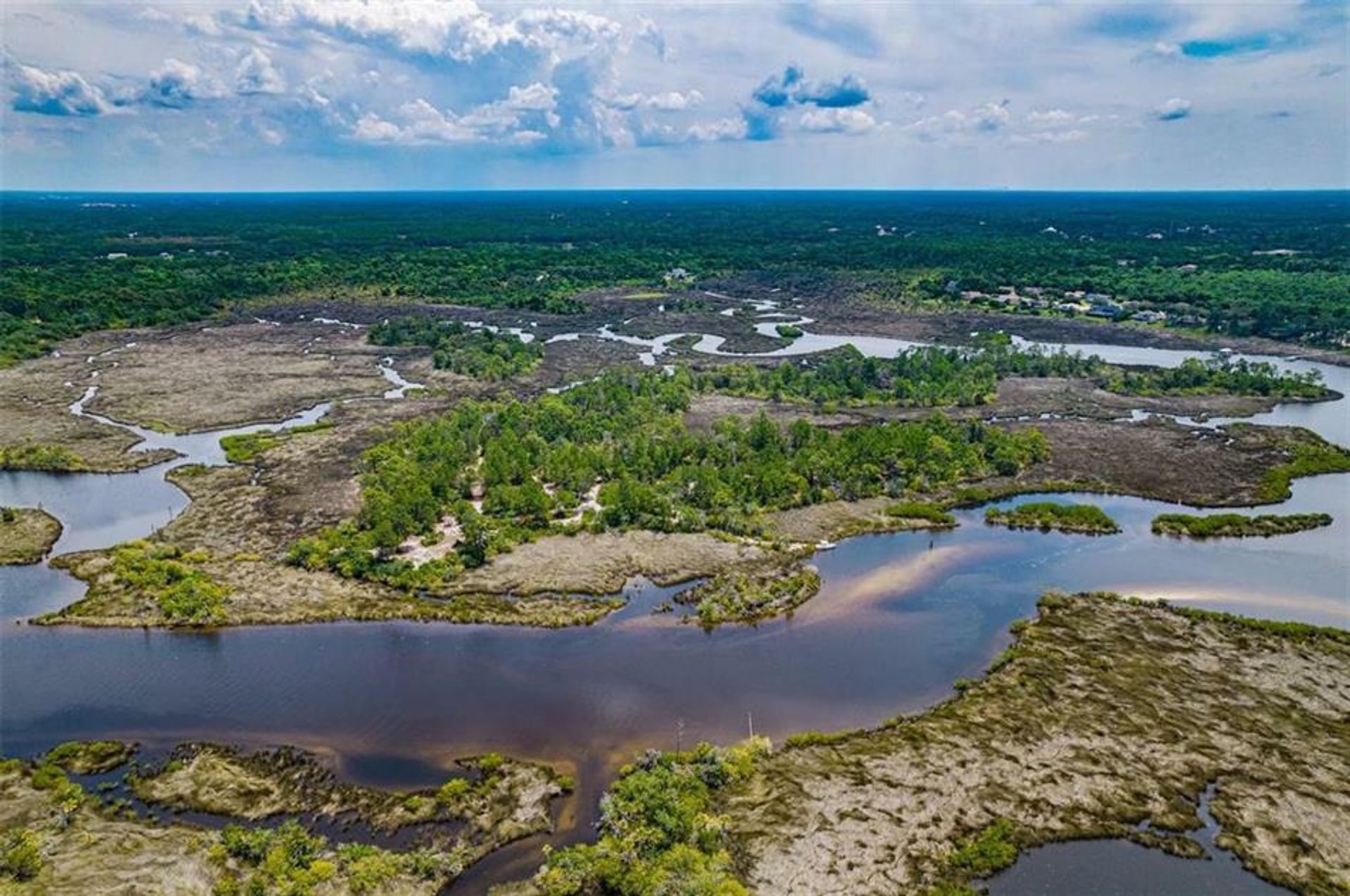 Γη σε Tarpon Springs, Florida 10103950