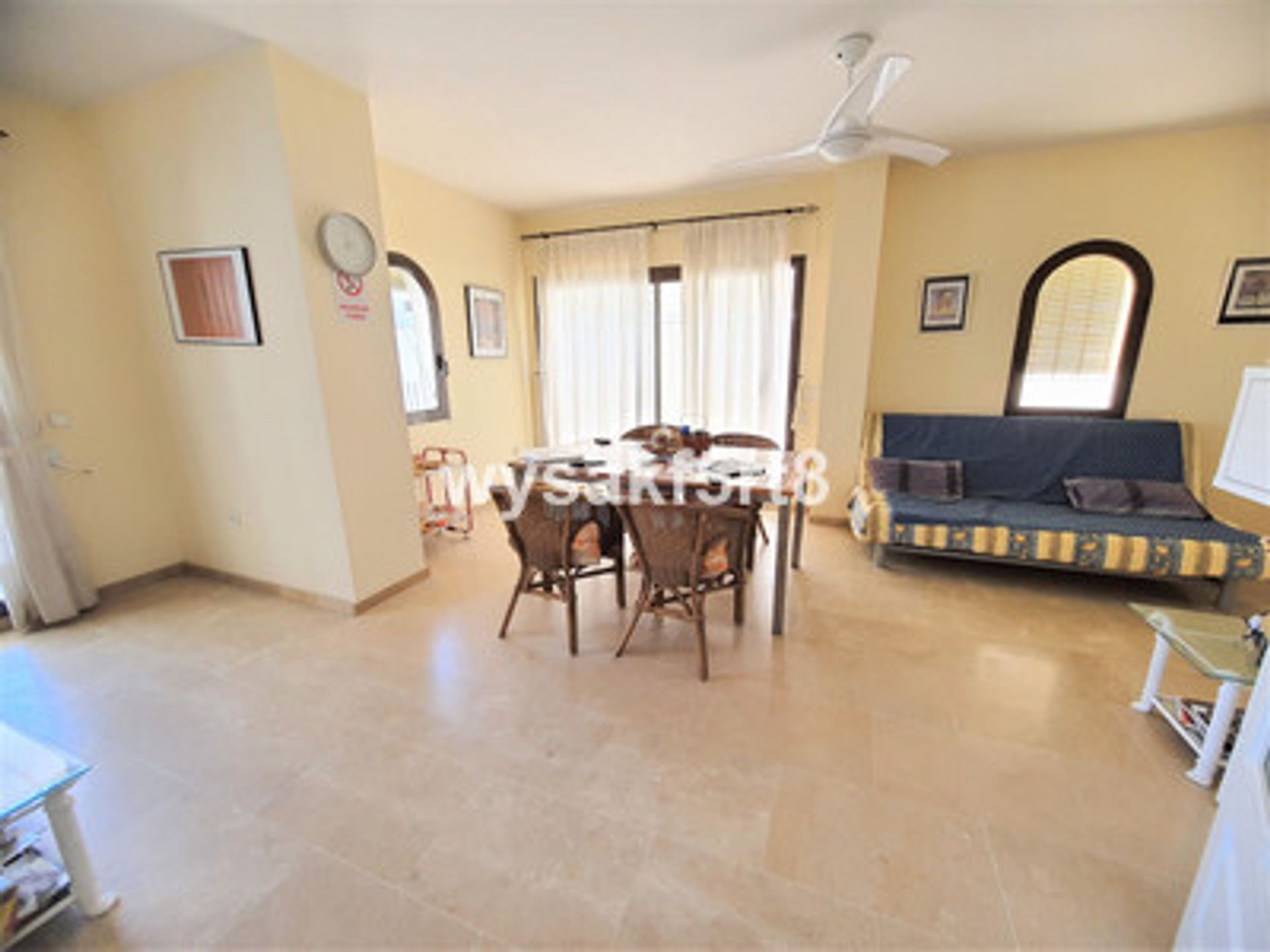 Condominio en La Duquesa, Andalucia 10104480