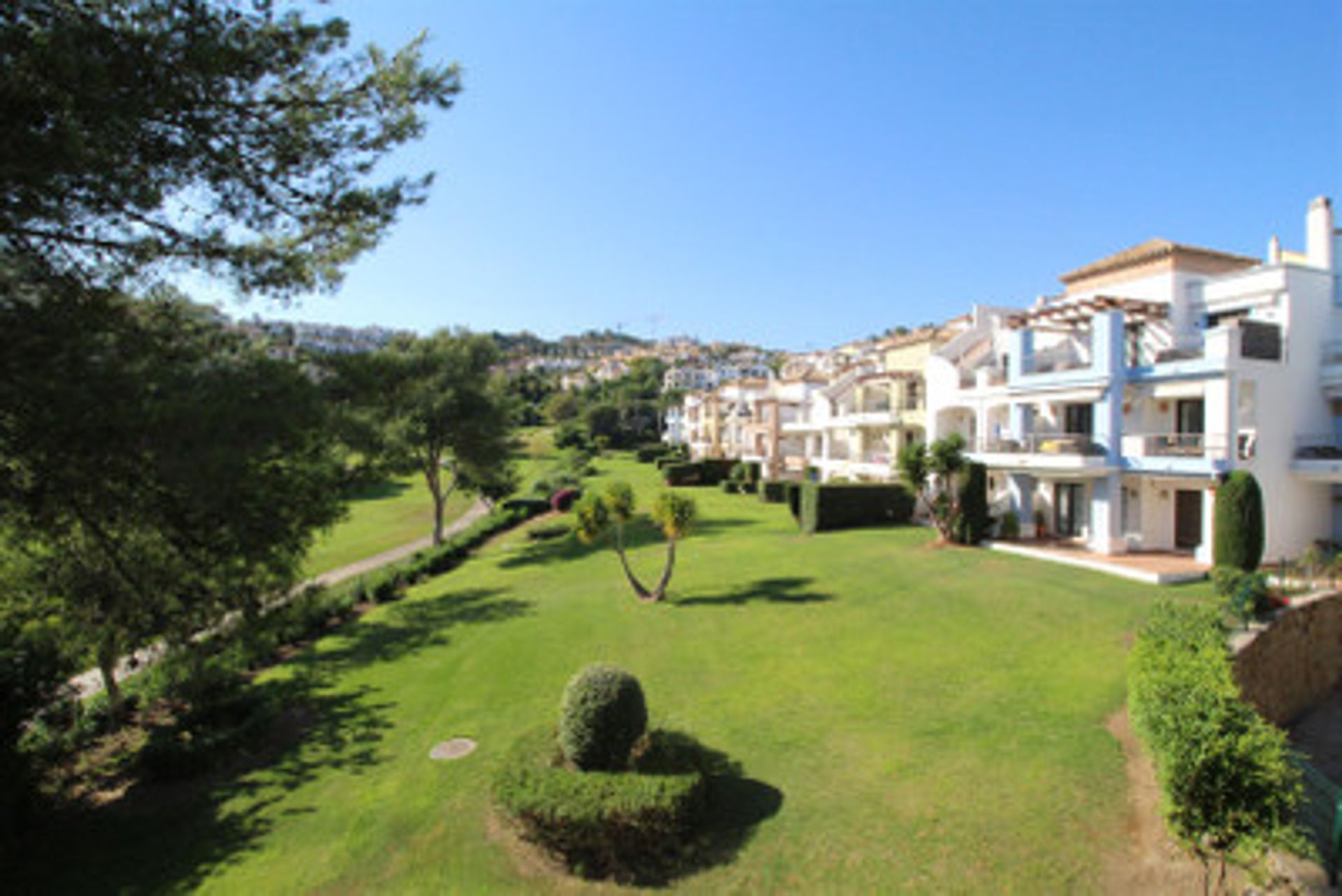 Condominium in Los Arqueros, Andalucia 10104542