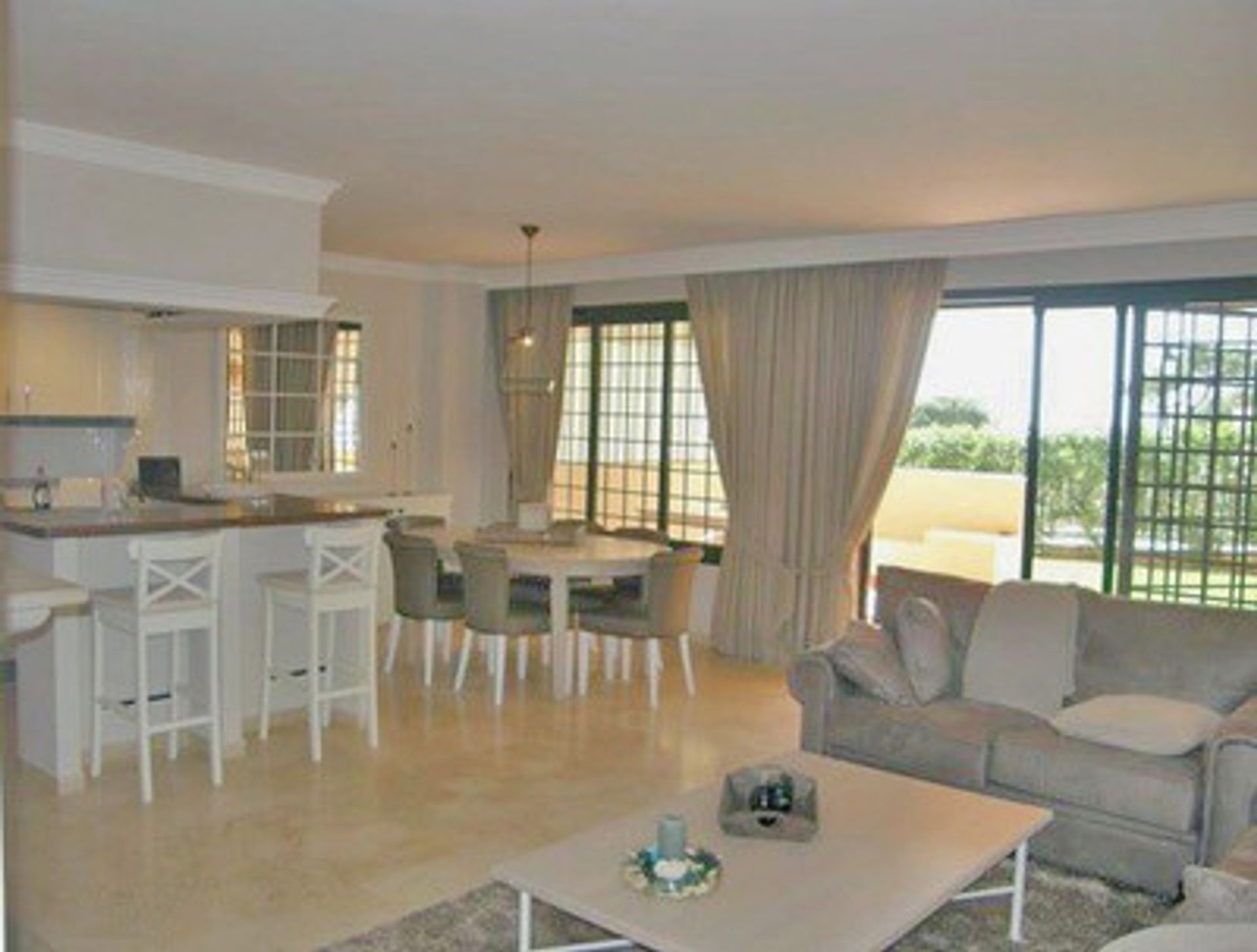 Condominium in Ojen, Andalusië 10104557