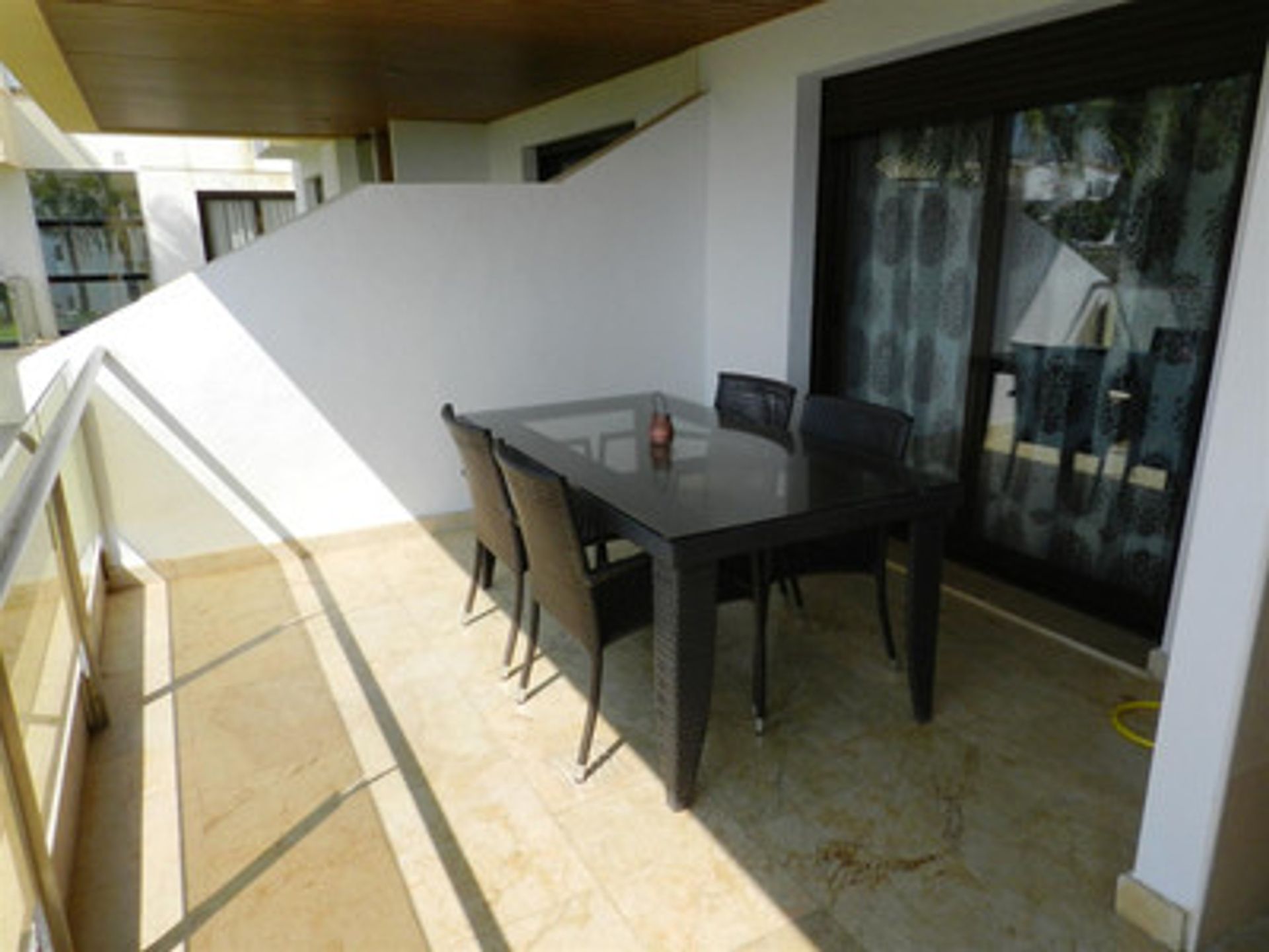 Condominium in La Duquesa, Andalucia 10104580