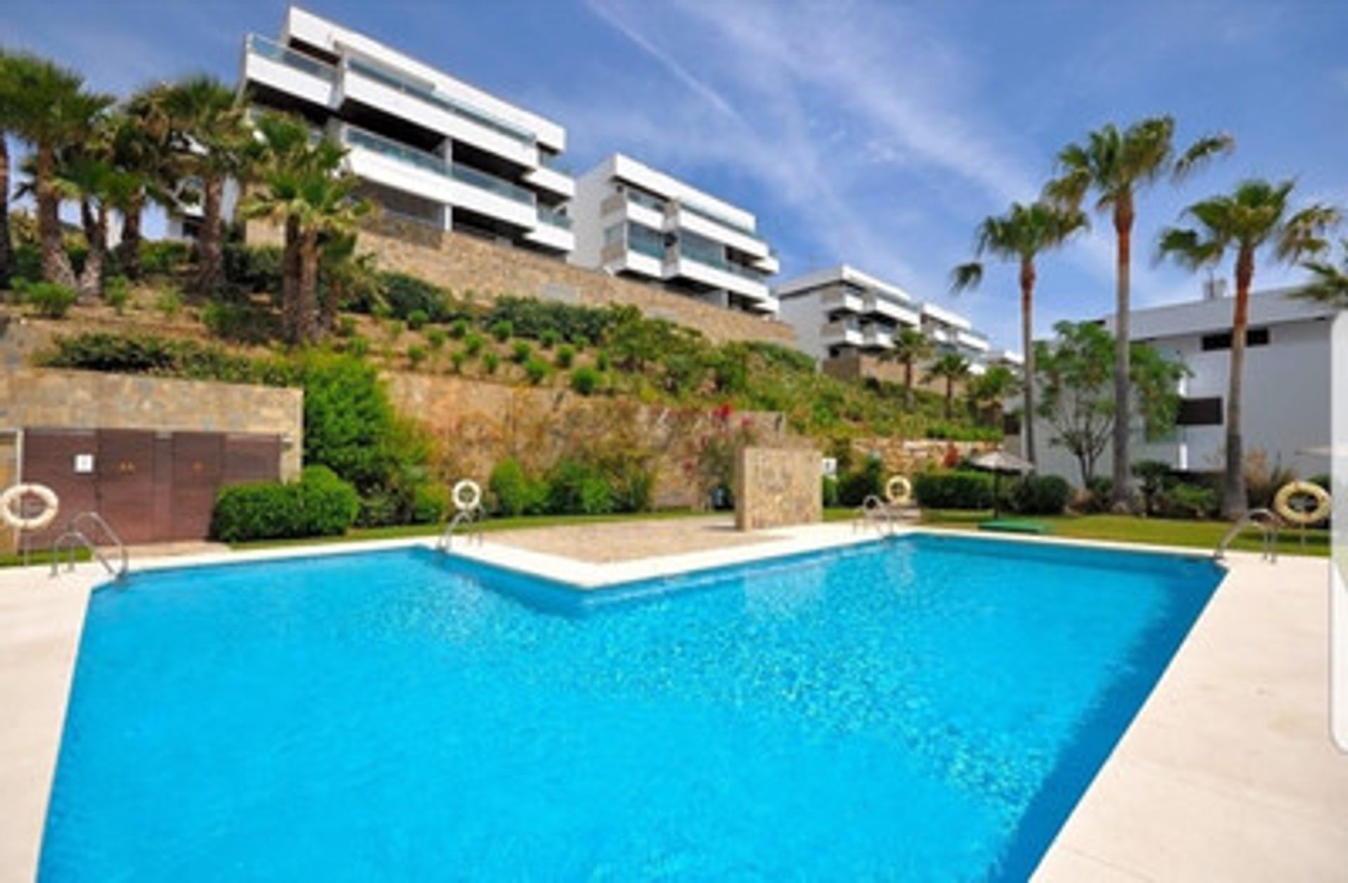 Condominium in San Luis de Sabinillas, Andalusië 10104590