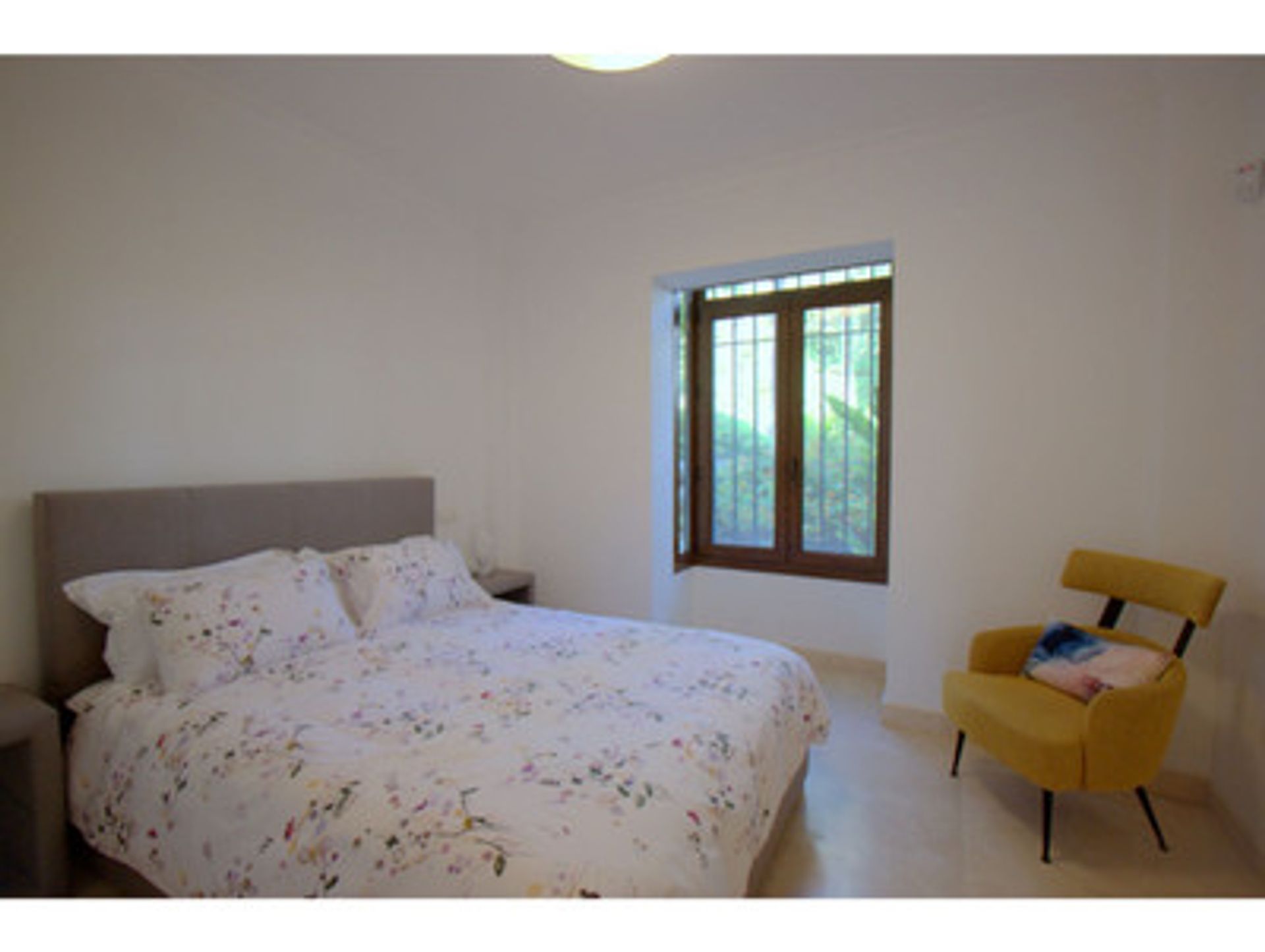 Condominium in Casares, Andalucia 10104597