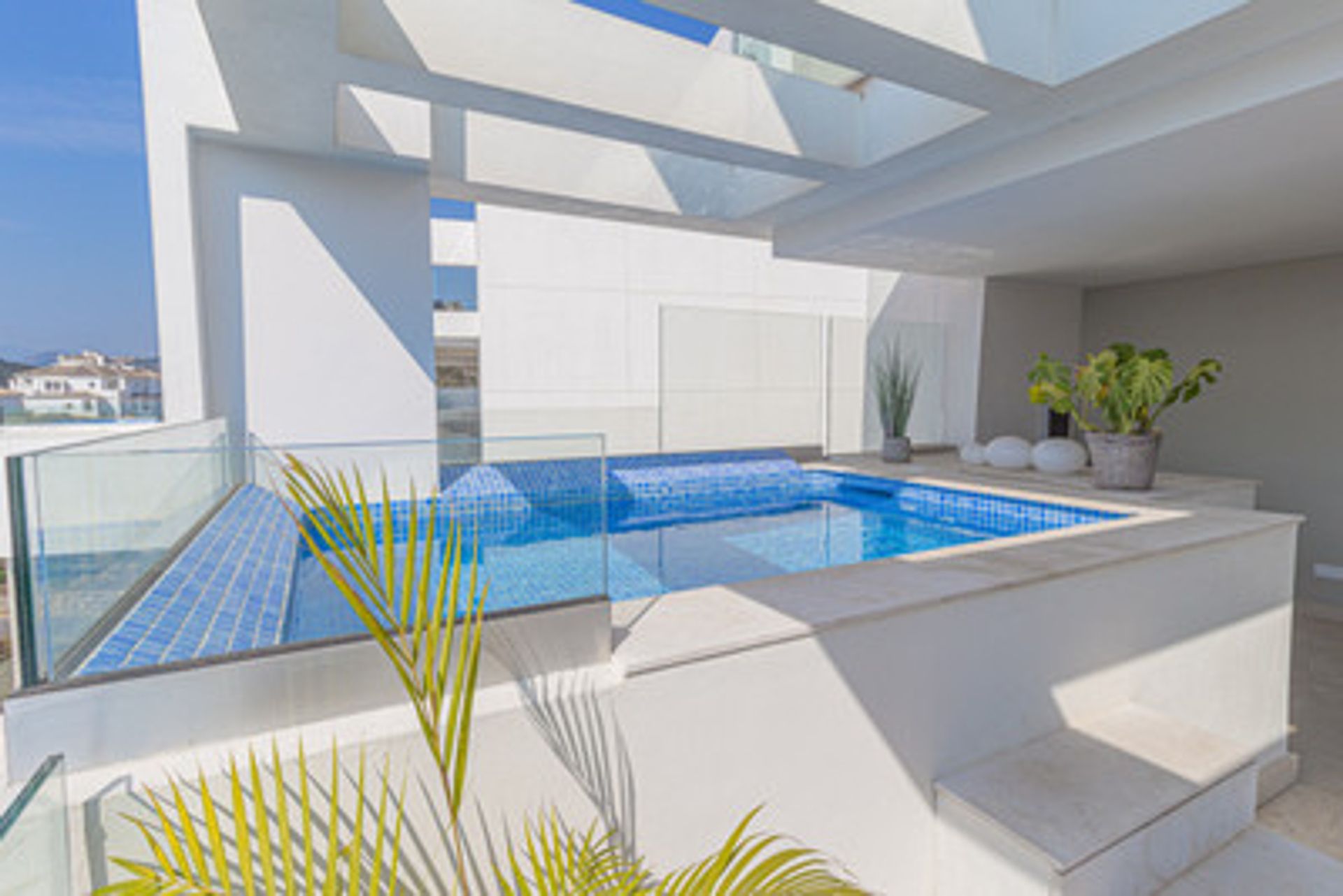 Condominium in Nueva Andalucia, Andalucia 10104712