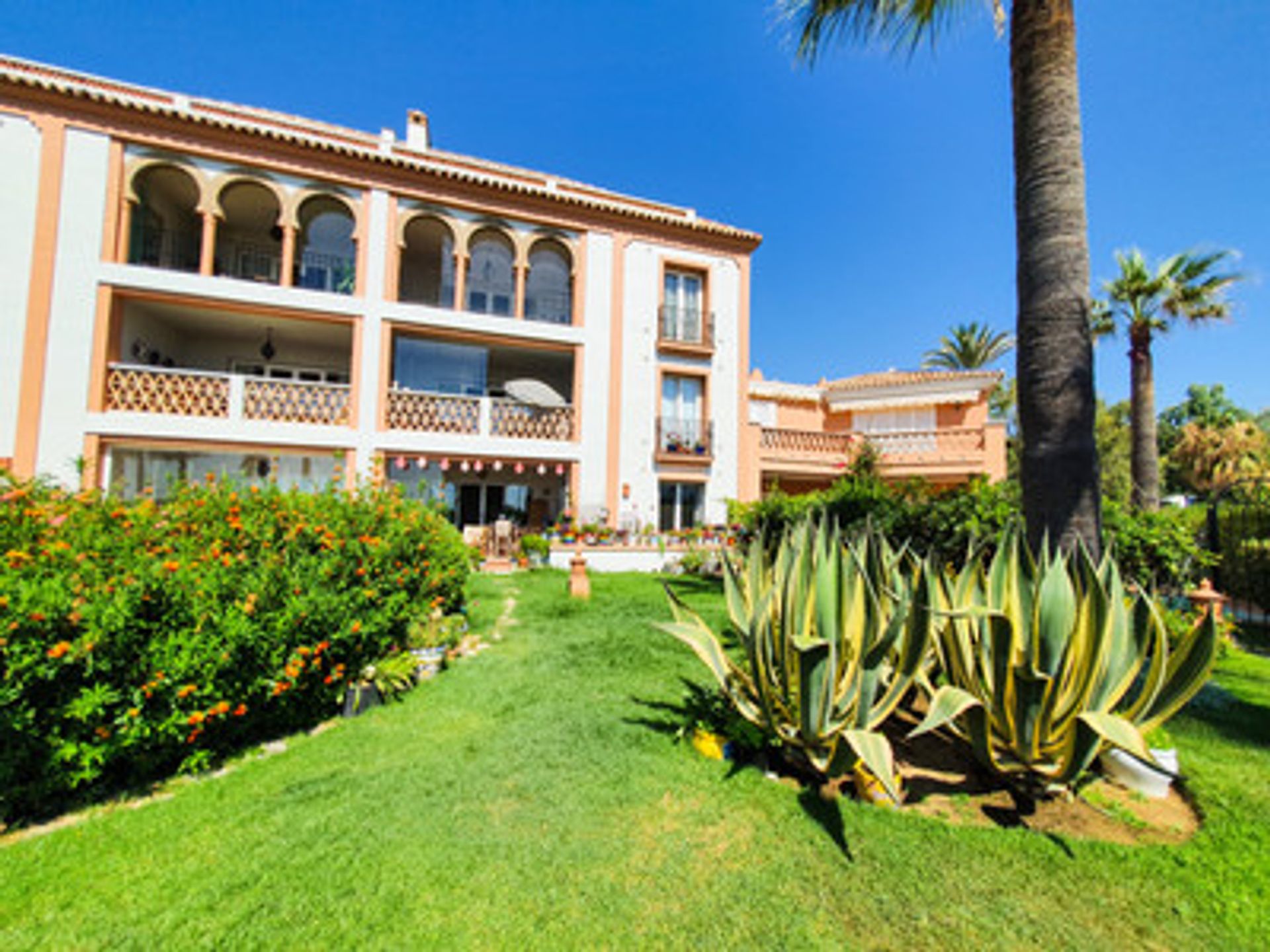 Condominio en Casares Playa, Andalucia 10104809