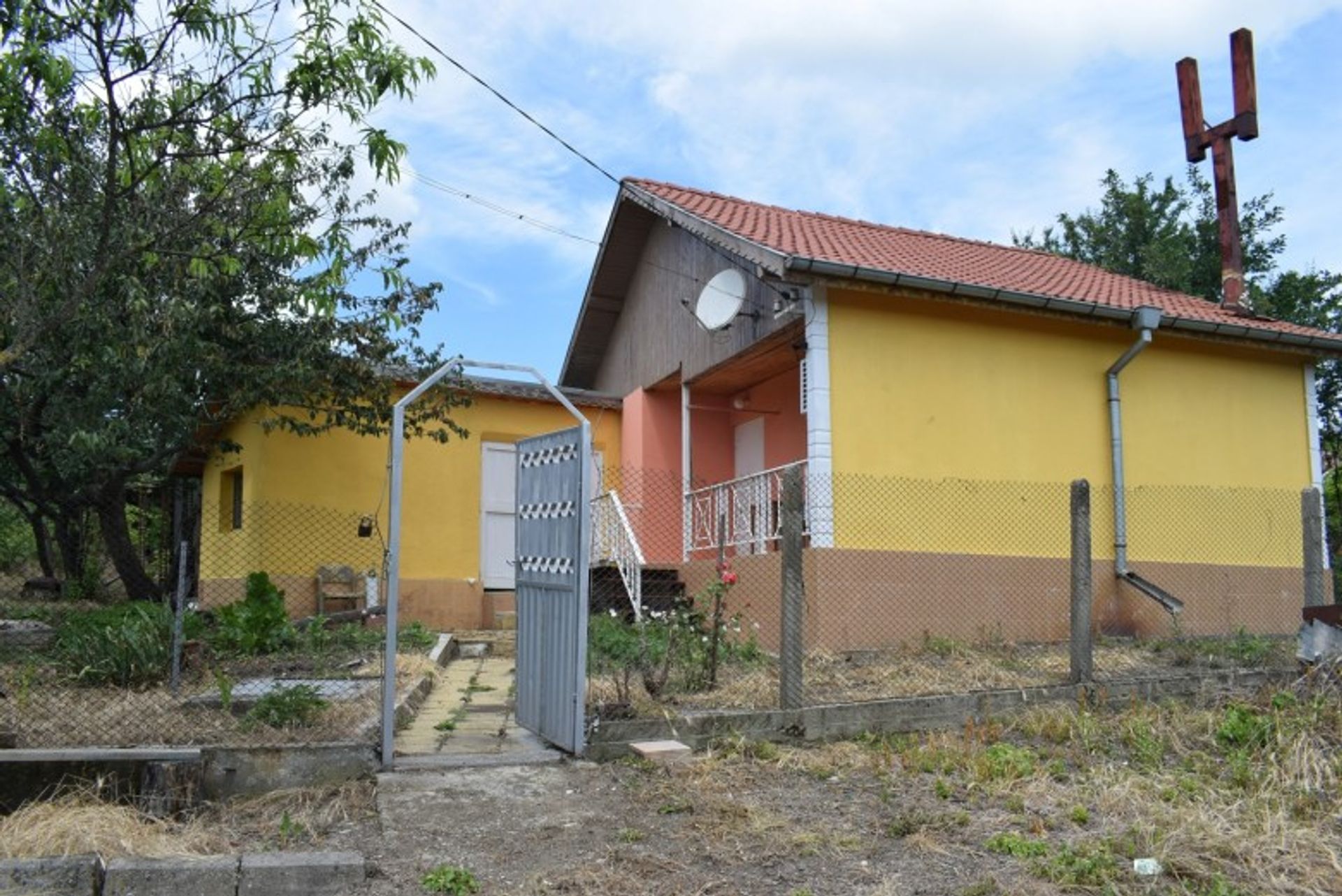 Hus i Dobrich, Dobrich 10105005