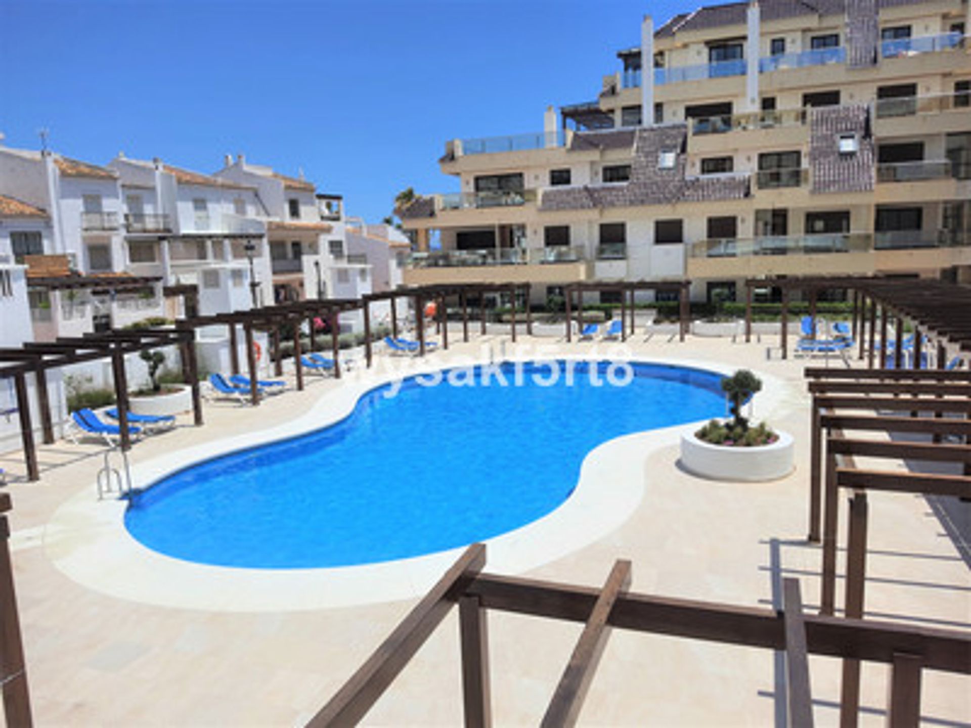 Condominium dans La Duquesa, Andalucia 10105118