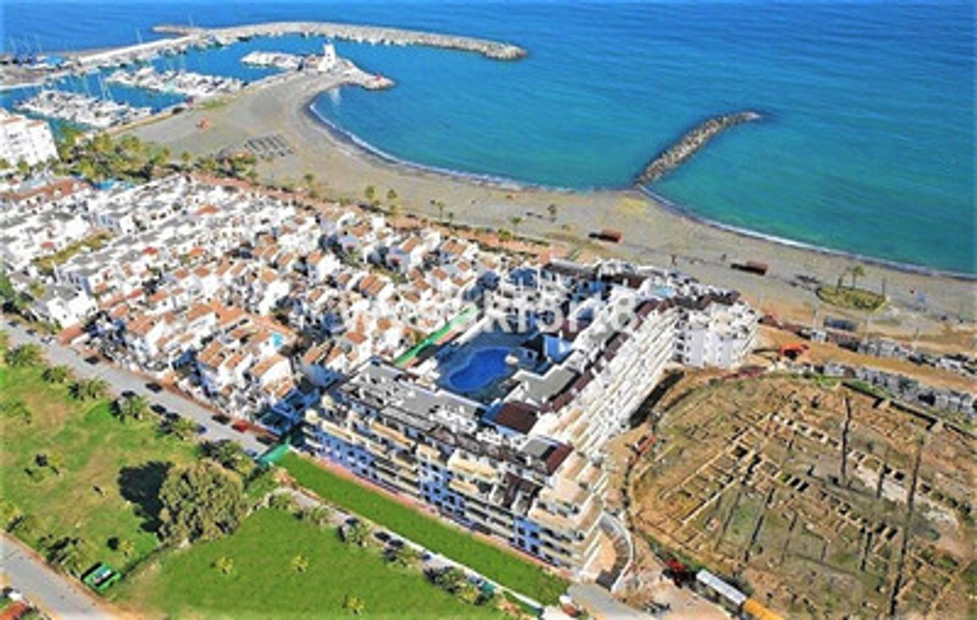 Condominium dans La Duquesa, Andalucia 10105118