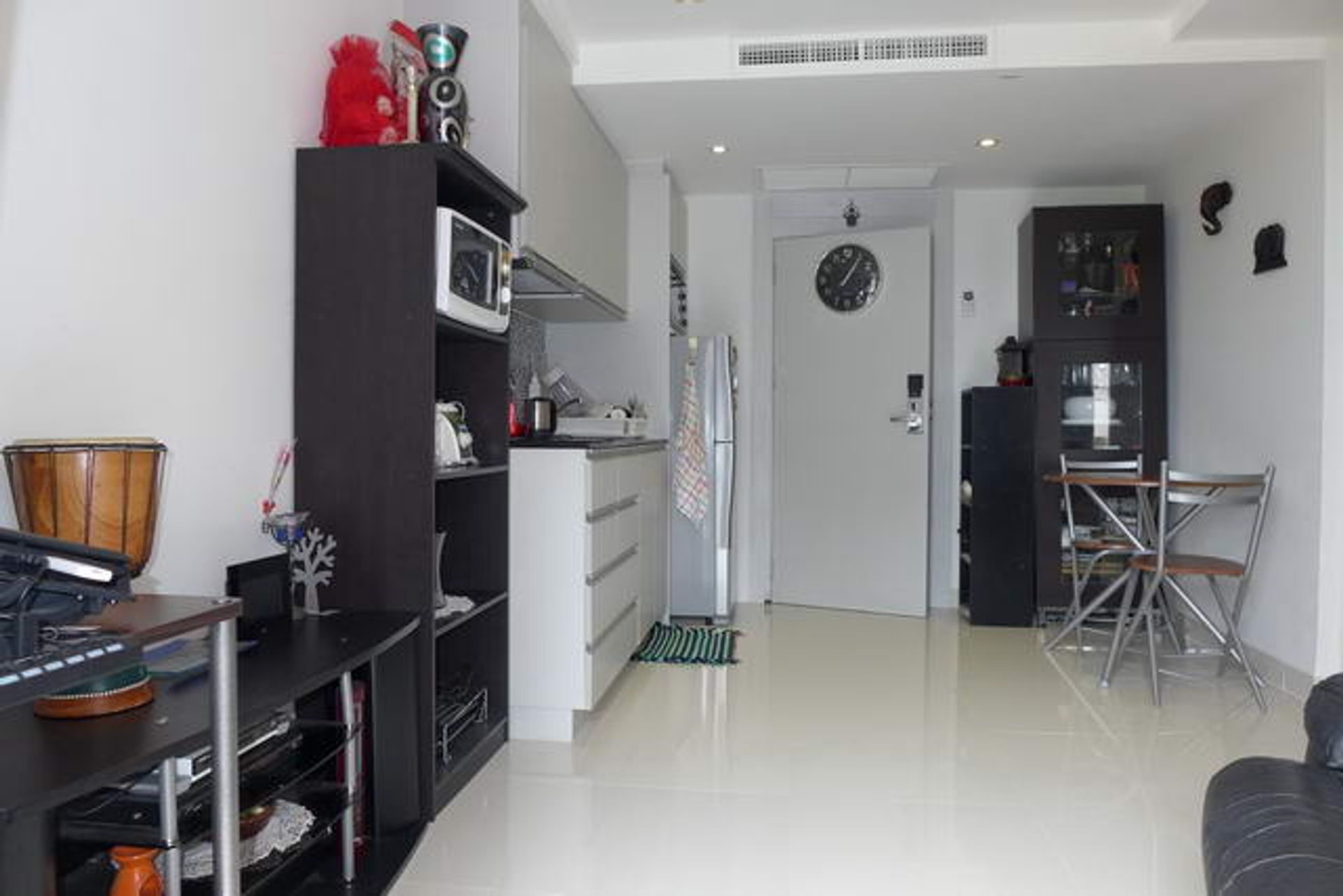 Condominio en Ban Phatthaya Tai, Chonburi 10105271